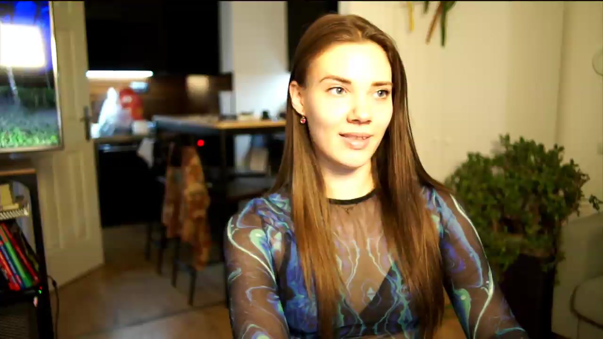 Gallery image thumbnail from AppleofYourEye's myfreecams stream on, 07/02/2026, 24:42 image 12 of 20