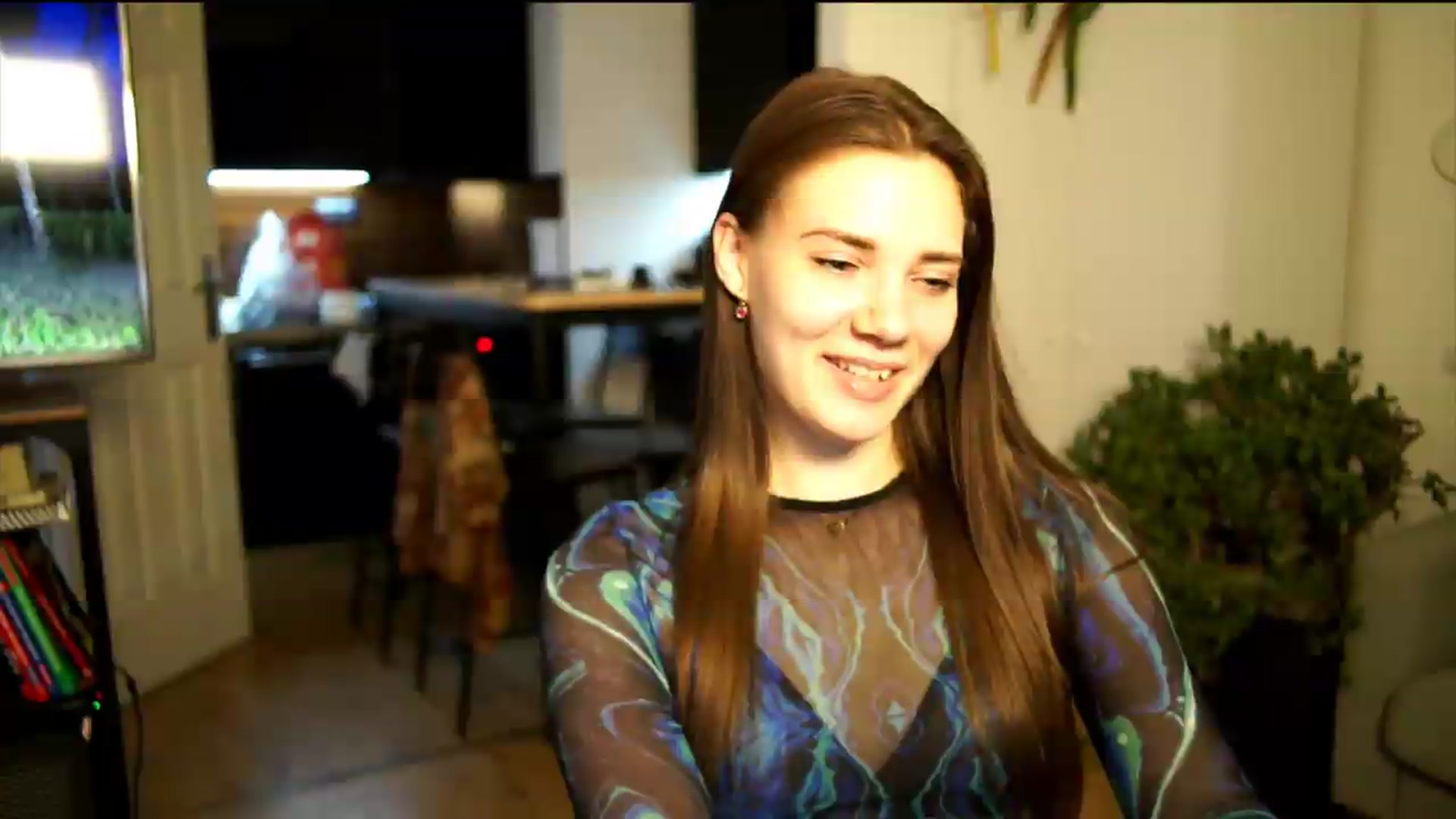 Gallery image thumbnail from AppleofYourEye's myfreecams stream on, 07/02/2026, 24:42 image 13 of 20