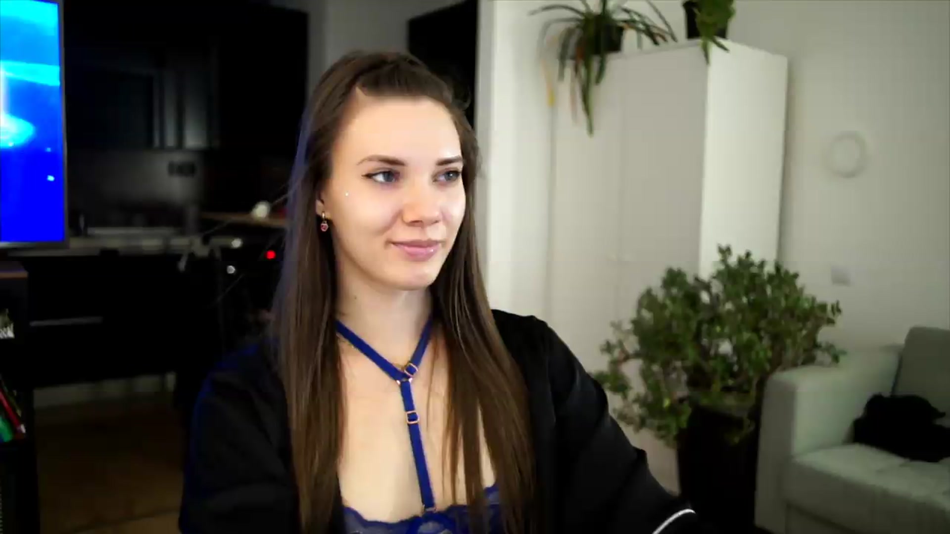 Gallery image thumbnail from AppleofYourEye's myfreecams stream on, 07/03/2026, 22:14 image 14 of 20