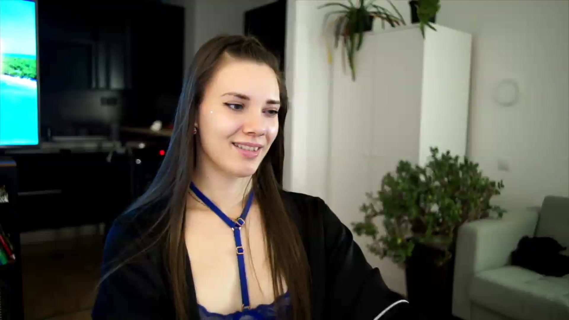 Gallery image thumbnail from AppleofYourEye's myfreecams stream on, 07/03/2026, 22:14 image 18 of 20