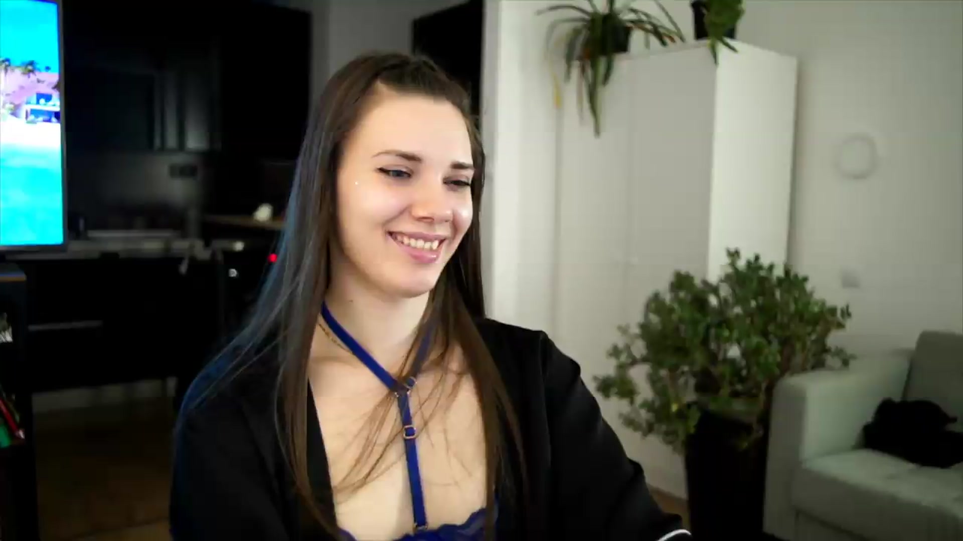 Gallery image thumbnail from AppleofYourEye's myfreecams stream on, 07/03/2026, 22:14 image 13 of 20
