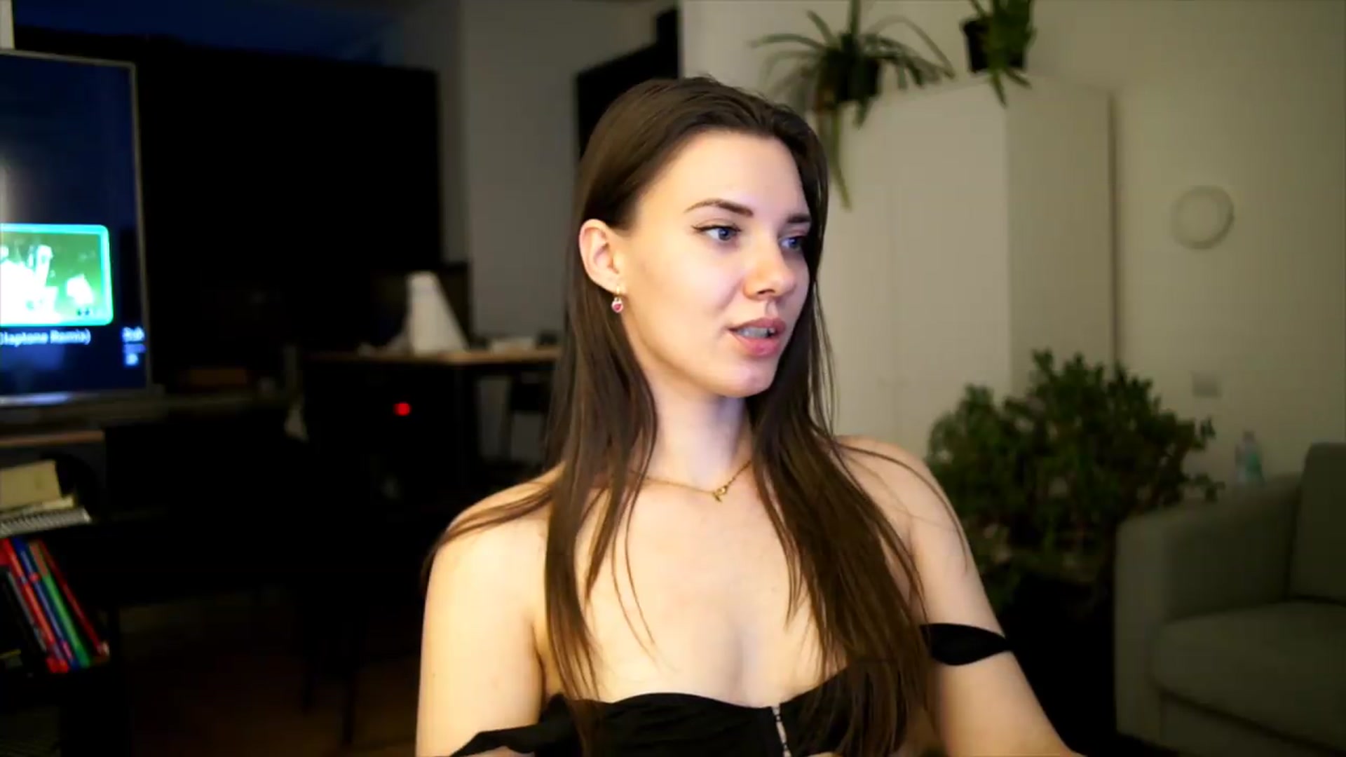 Gallery image thumbnail from AppleofYourEye's myfreecams stream on, 07/07/2026, 02:16 image 20 of 20