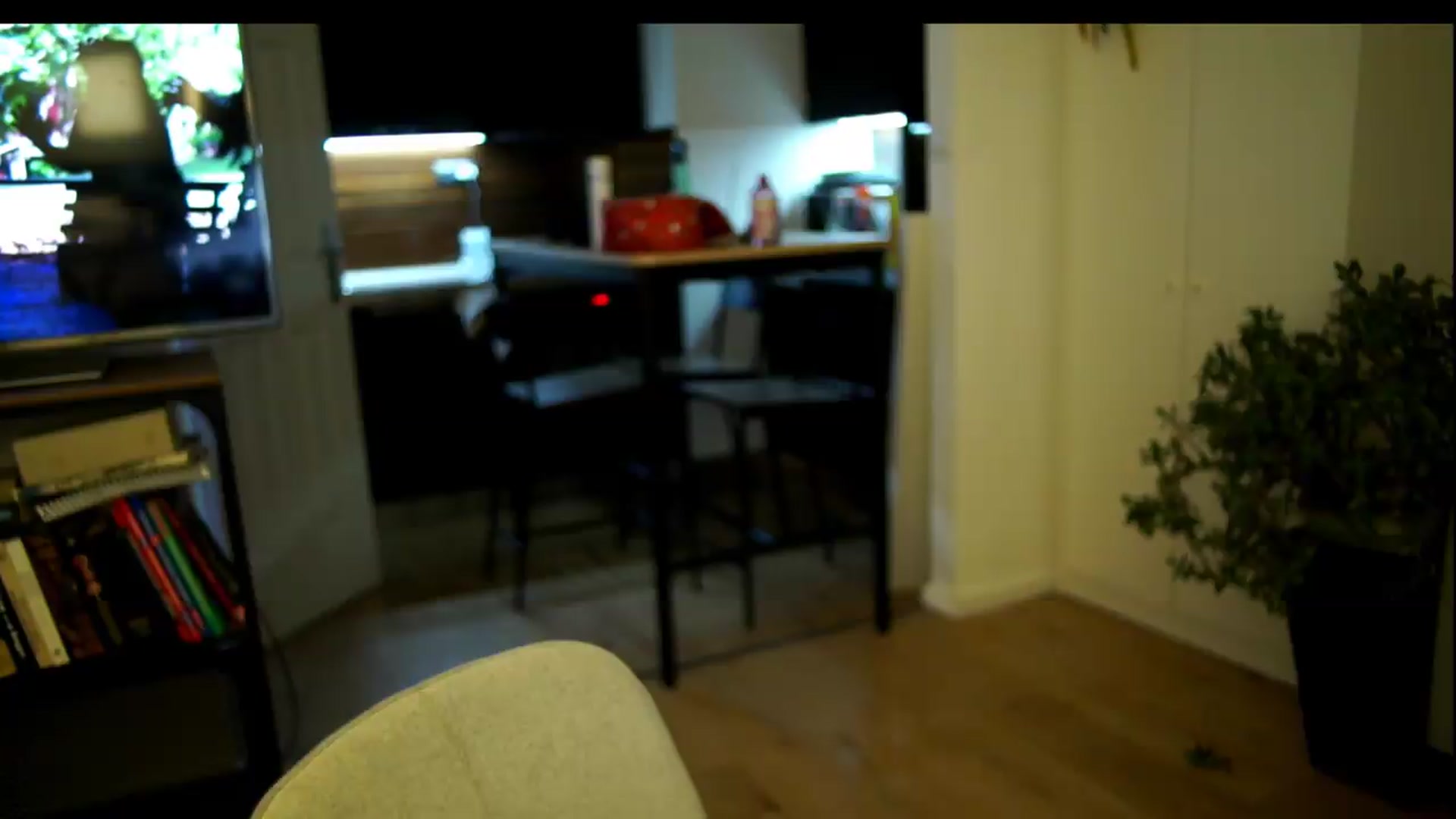 Gallery image thumbnail from AppleofYourEye's myfreecams stream on, 07/11/2026, 20:49 image 15 of 20