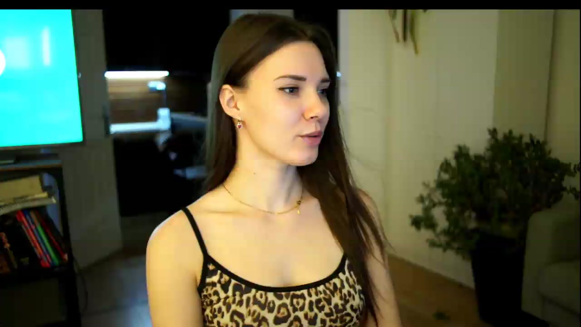 Gallery image thumbnail from AppleofYourEye's myfreecams stream on, 07/11/2026, 22:39 image 1 of 20