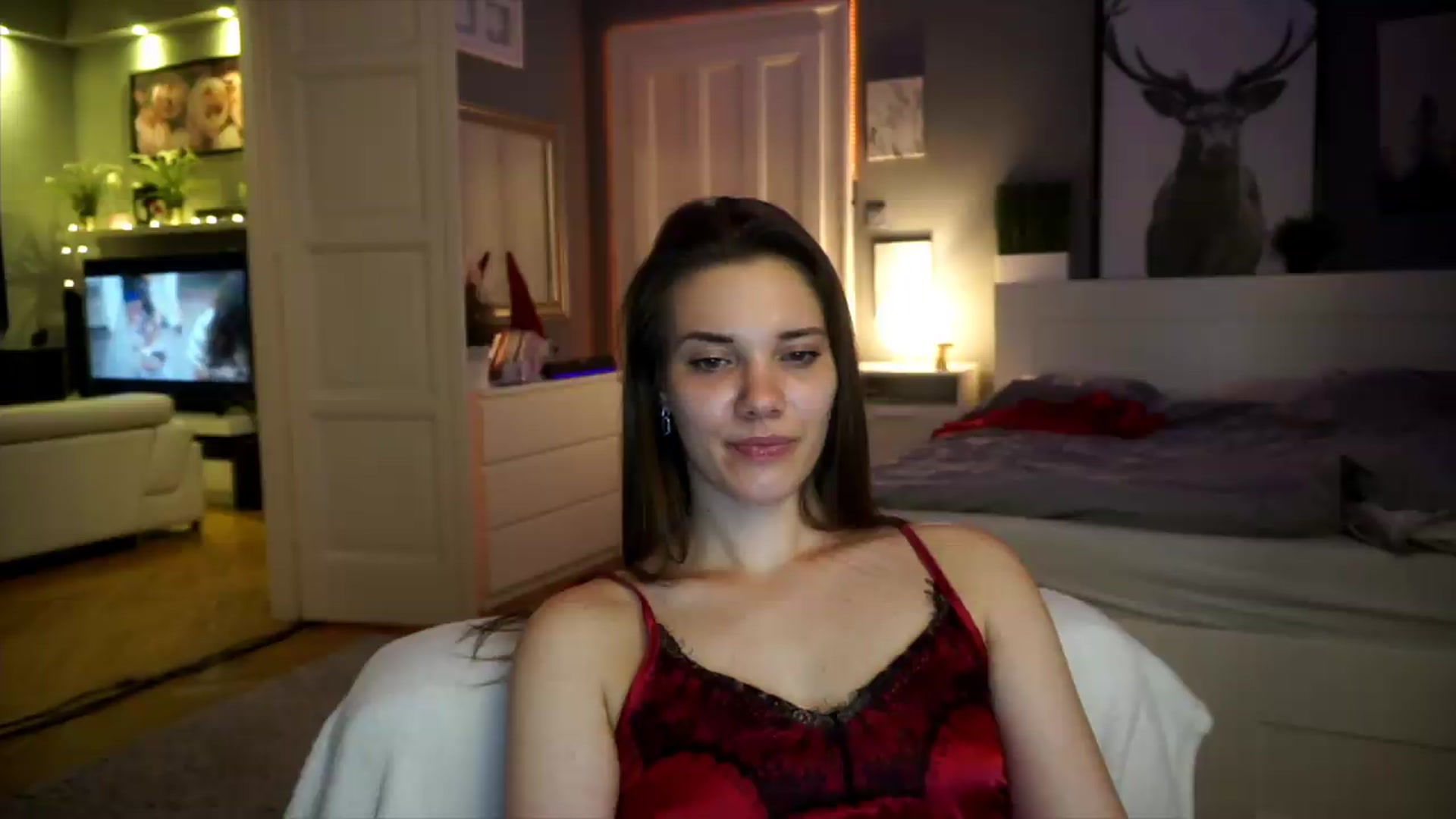 Gallery image thumbnail from AppleofYourEye's myfreecams stream on, 07/27/2026, 05:13 image 17 of 20