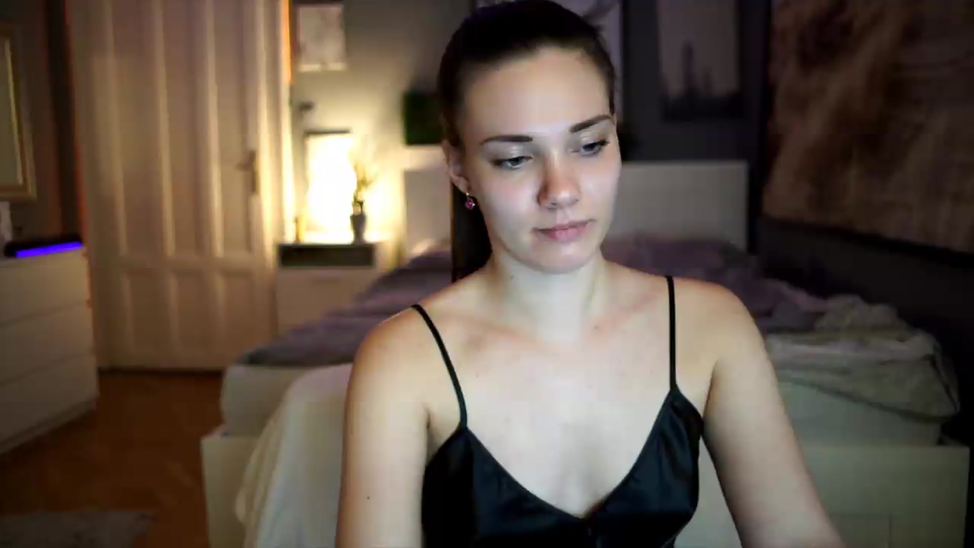 Gallery image thumbnail from AppleofYourEye's myfreecams stream on, 07/28/2026, 06:53 image 7 of 20