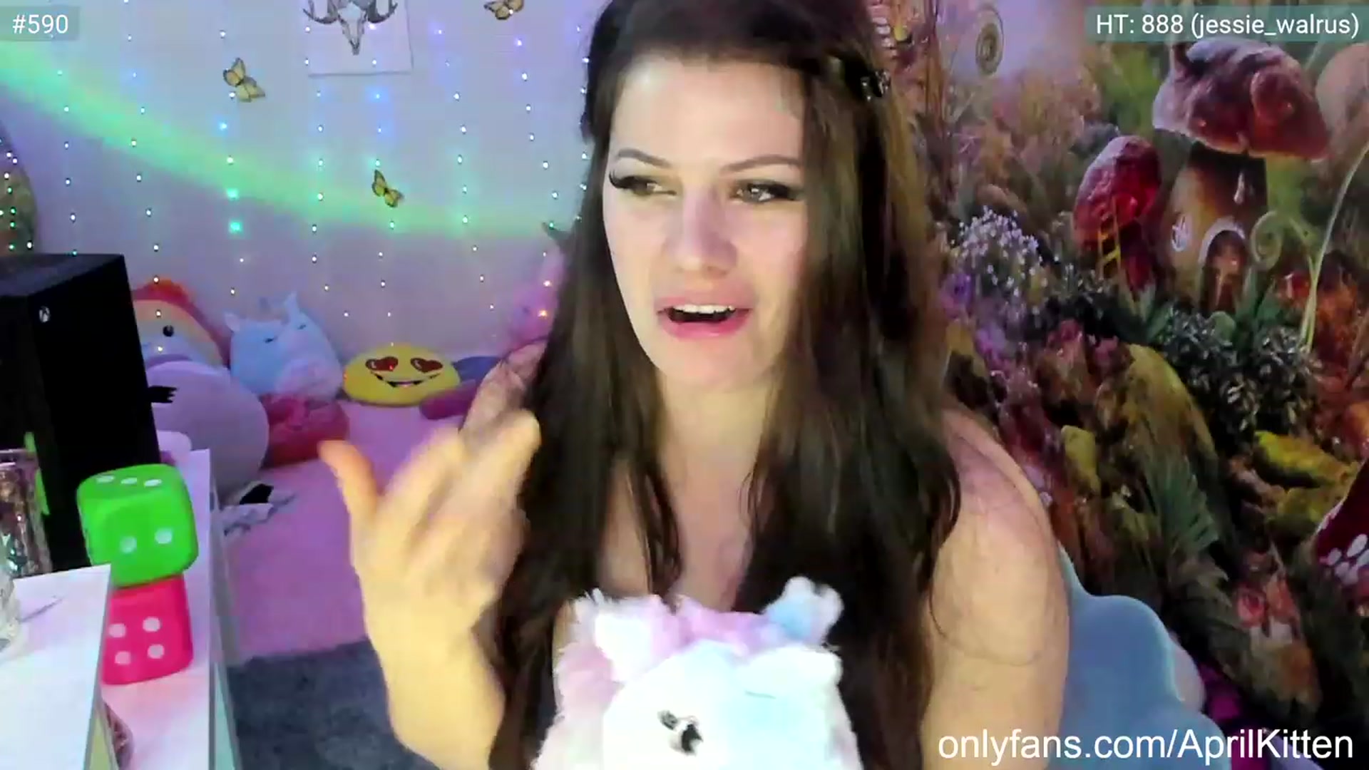 Gallery image thumbnail from April's myfreecams stream on, 01/10/2023, 08:12 image 12 of 20