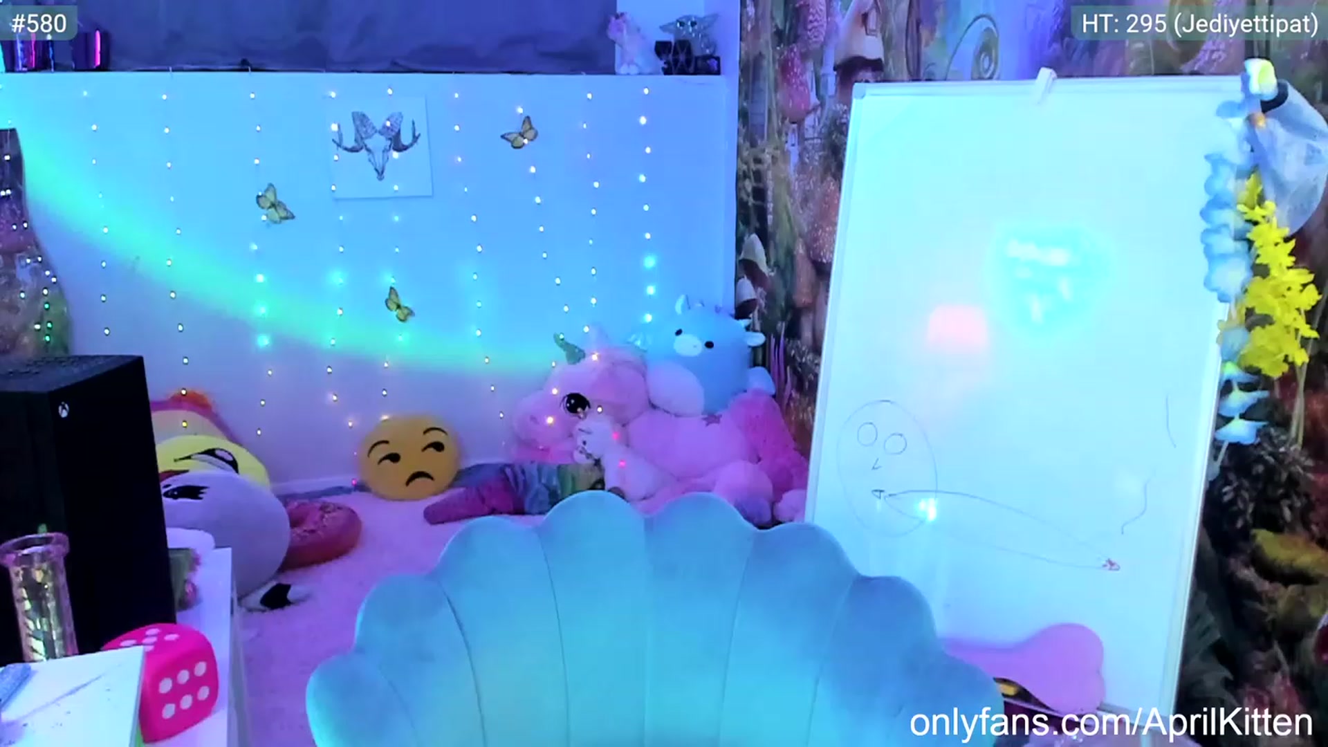 Gallery image thumbnail from April's myfreecams stream on, 01/15/2023, 05:29 image 3 of 20