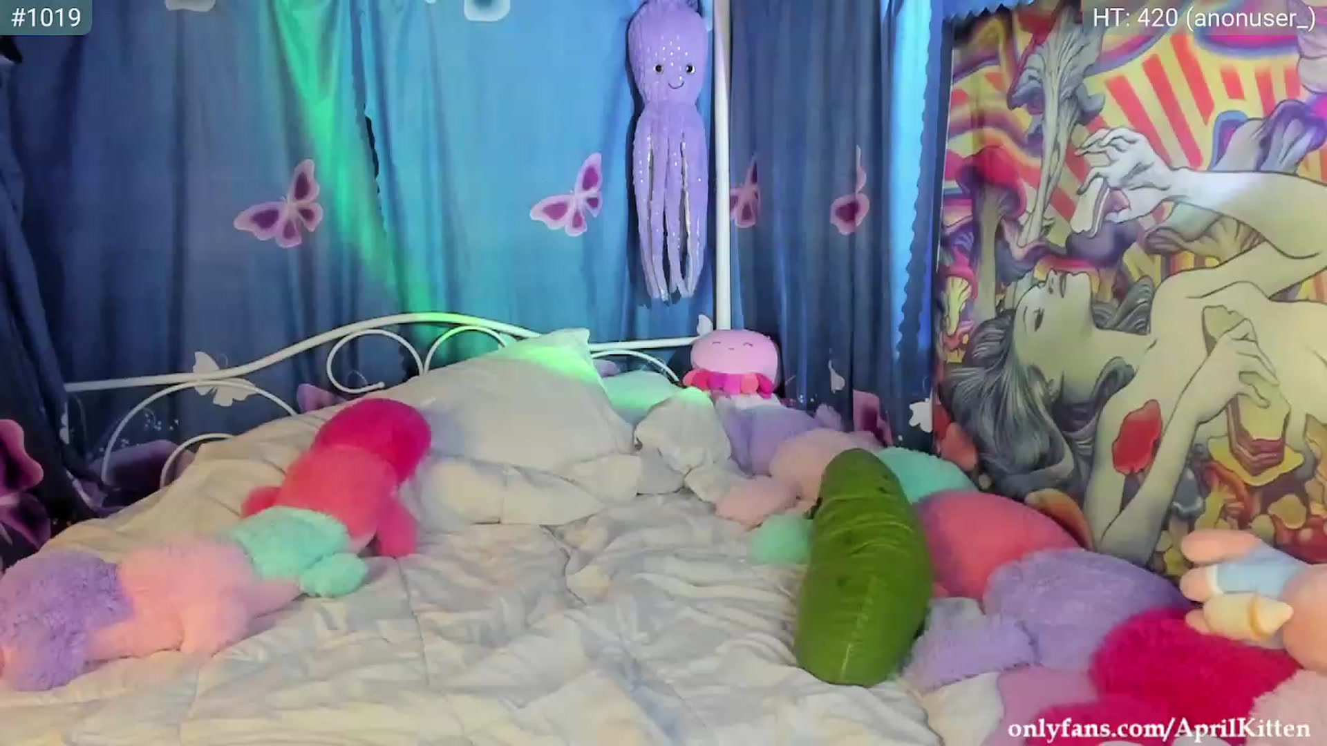 Gallery image thumbnail from April's myfreecams stream on, 01/27/2023, 06:31 image 19 of 20