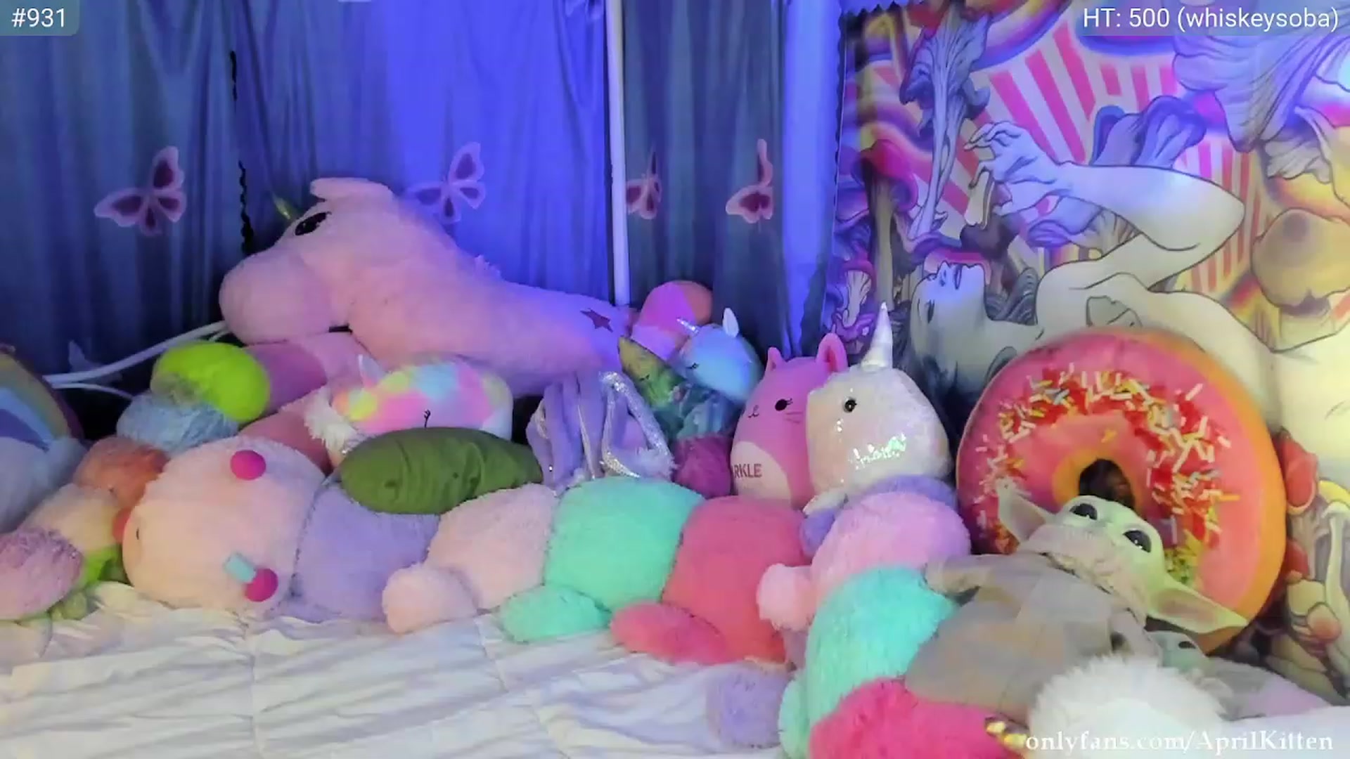 Gallery image thumbnail from April's myfreecams stream on, 01/27/2023, 08:30 image 15 of 20