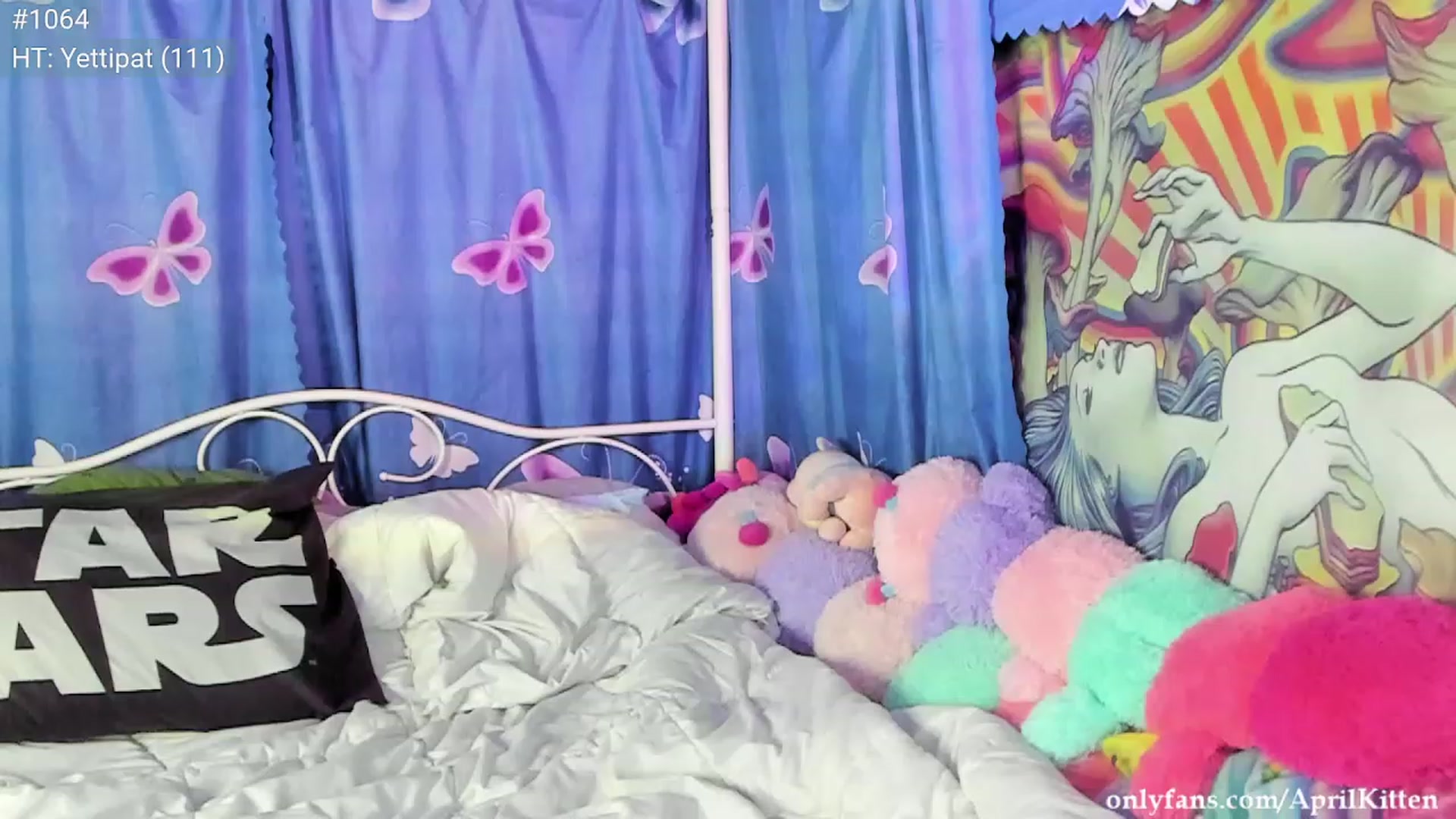Gallery image thumbnail from April's myfreecams stream on, 02/26/2023, 05:57 image 12 of 20