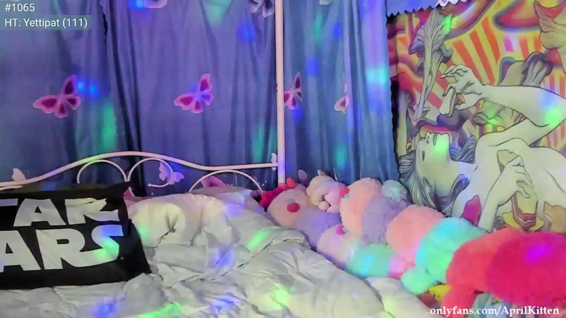 Gallery image thumbnail from April's myfreecams stream on, 02/26/2023, 05:57 image 20 of 20
