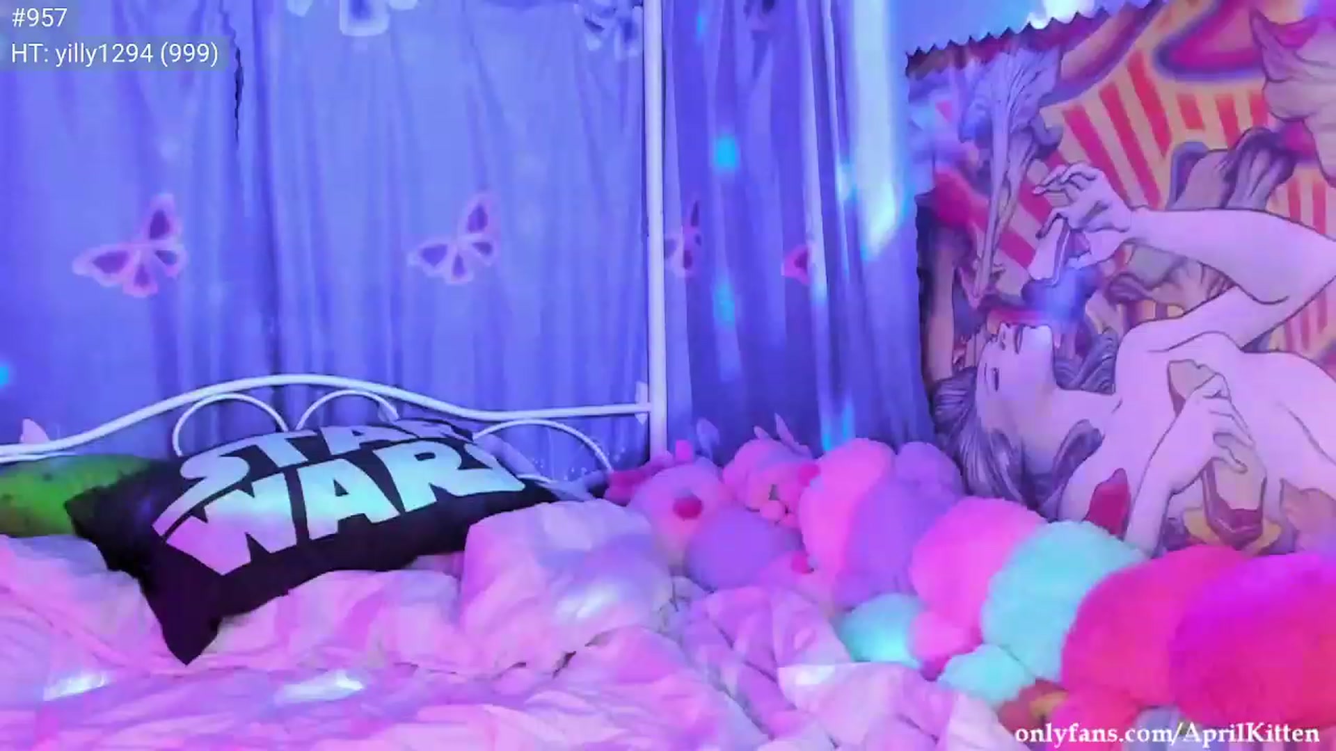 Gallery image thumbnail from April's myfreecams stream on, 02/26/2023, 07:57 image 10 of 20