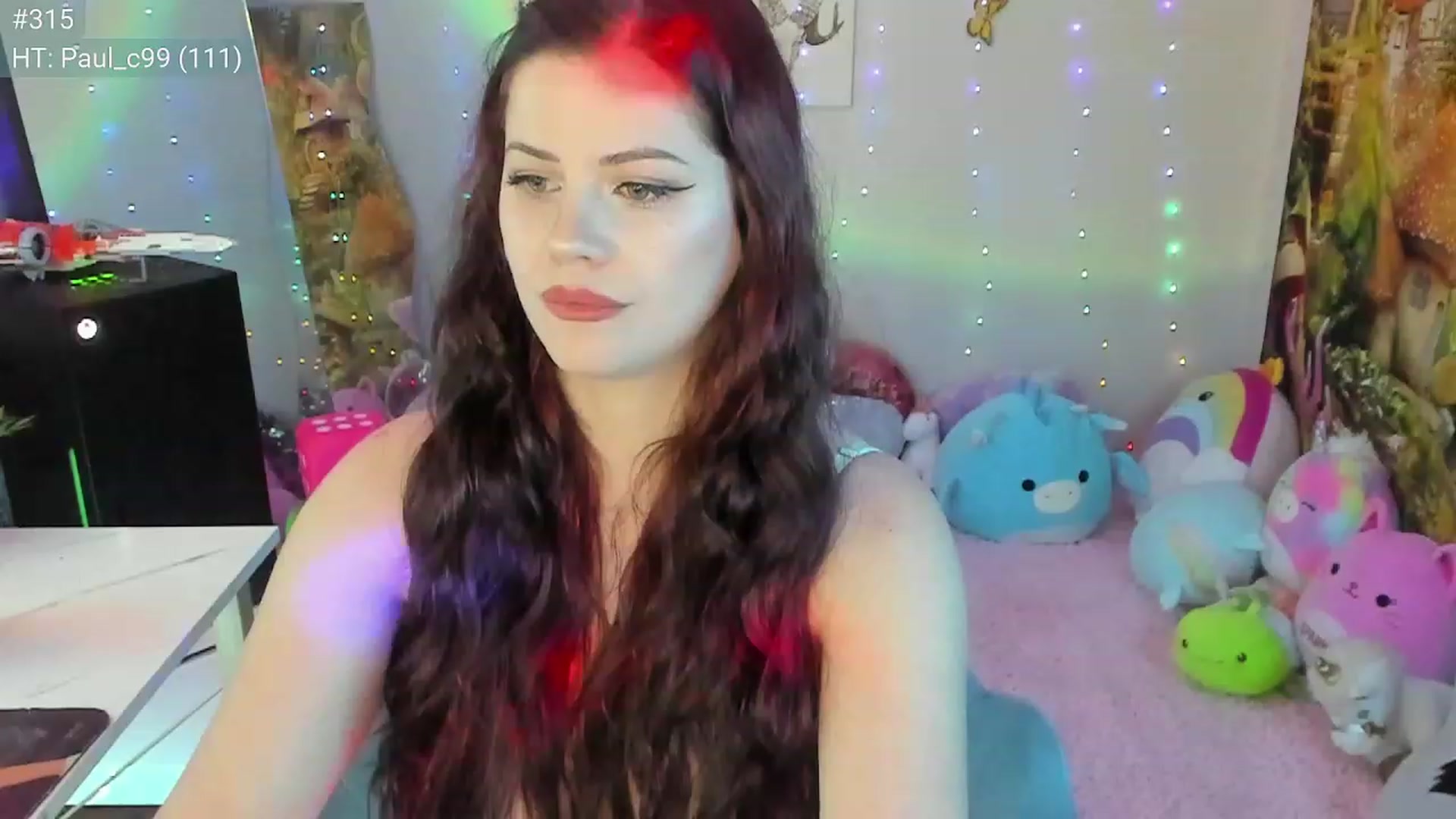 Gallery image thumbnail from April's myfreecams stream on, 03/07/2023, 08:37 image 19 of 20