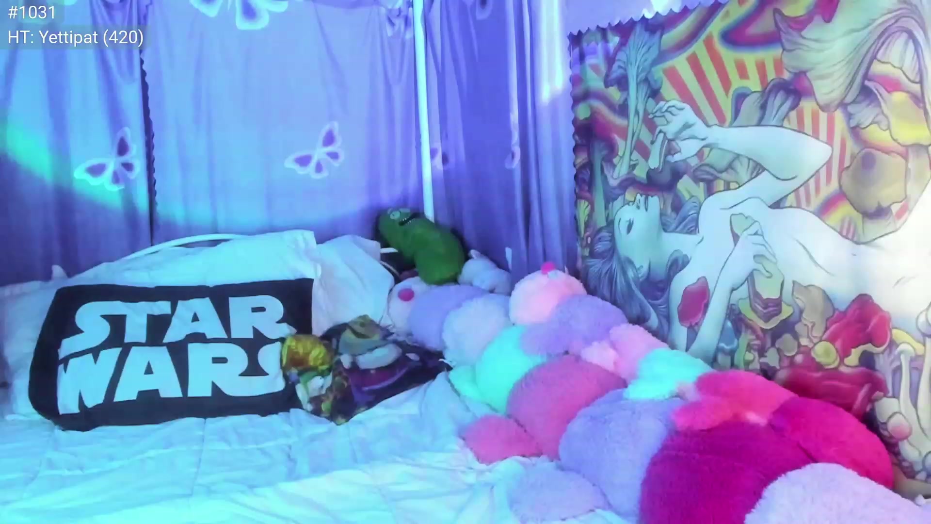 Gallery image thumbnail from April's myfreecams stream on, 03/25/2023, 07:58 image 3 of 20