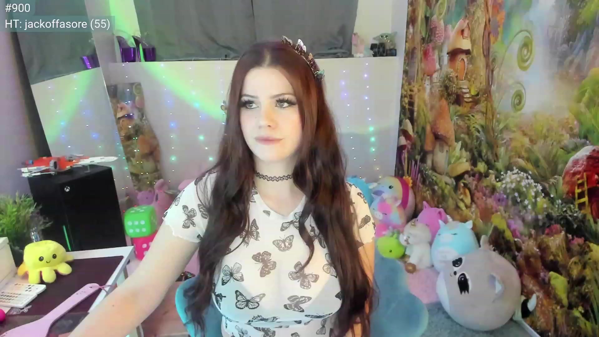 Gallery image thumbnail from April's myfreecams stream on, 03/31/2023, 06:44 image 2 of 20