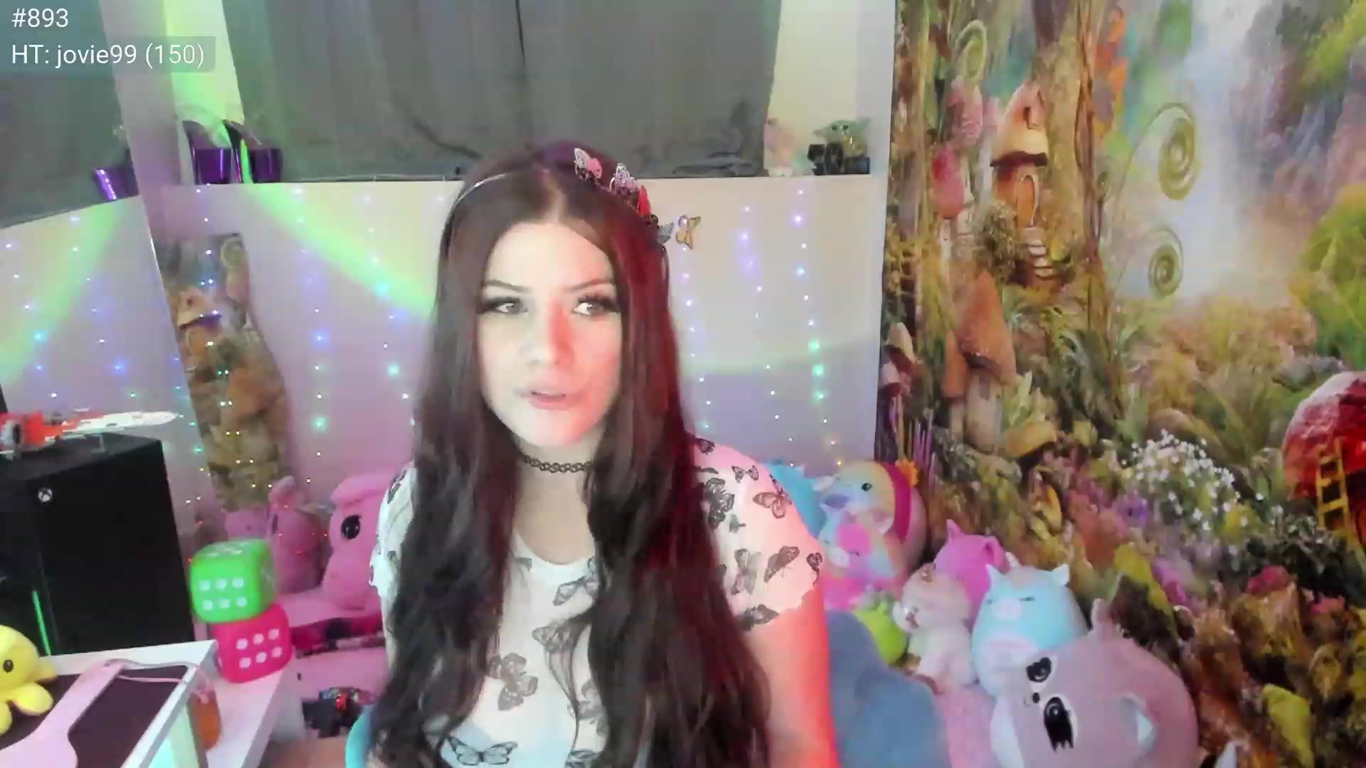 Gallery image thumbnail from April's myfreecams stream on, 03/31/2023, 06:44 image 16 of 20