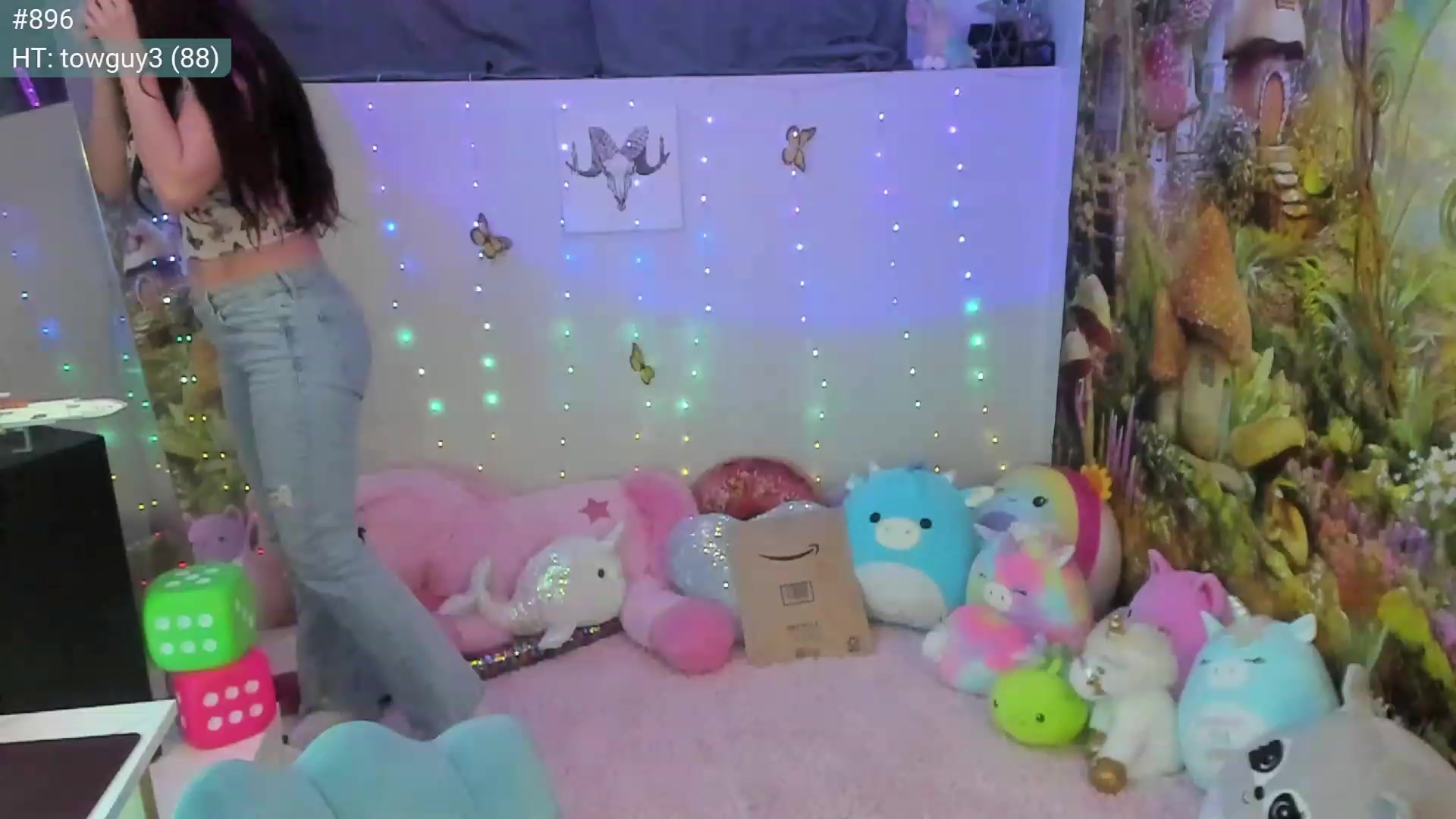 Gallery image thumbnail from April's myfreecams stream on, 03/31/2023, 06:44 image 6 of 20
