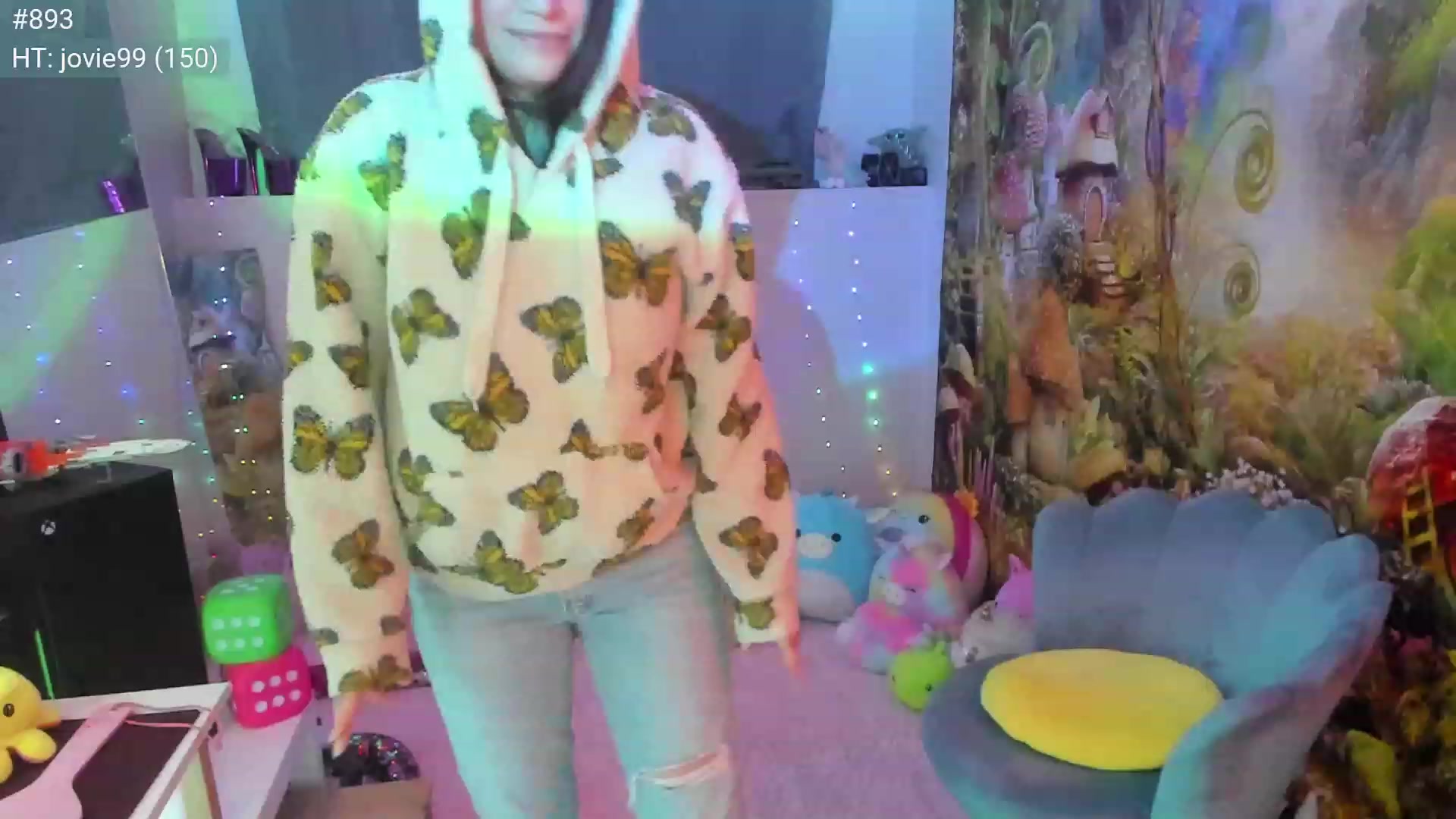 Gallery image thumbnail from April's myfreecams stream on, 03/31/2023, 06:44 image 18 of 20