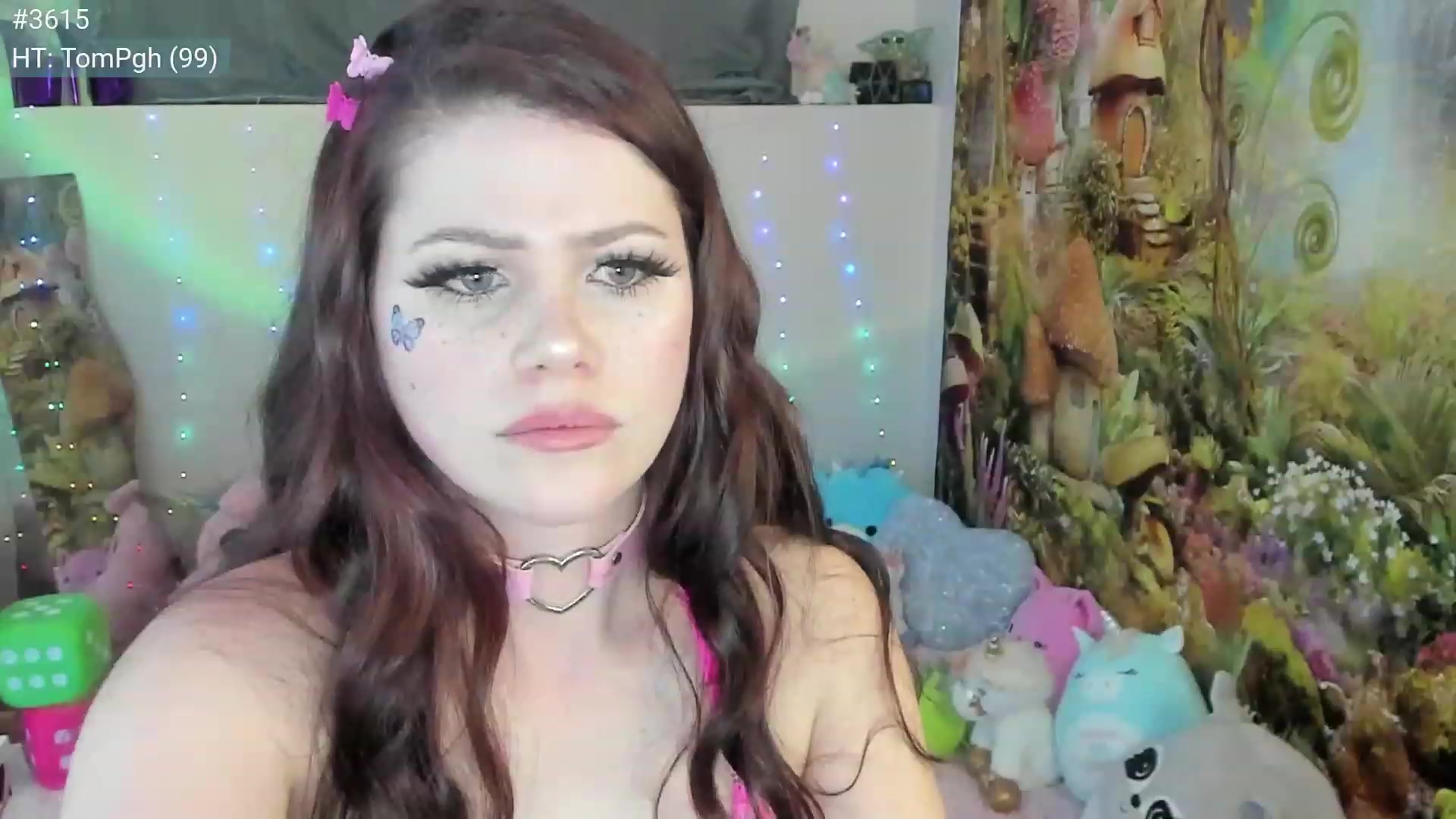 Gallery image thumbnail from April's myfreecams stream on, 04/03/2023, 04:21 image 20 of 20