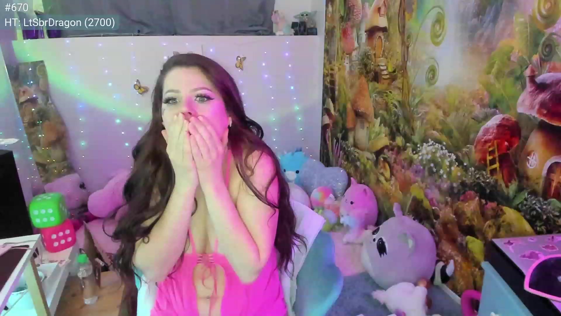Gallery image thumbnail from April's myfreecams stream on, 04/03/2023, 06:05 image 9 of 20