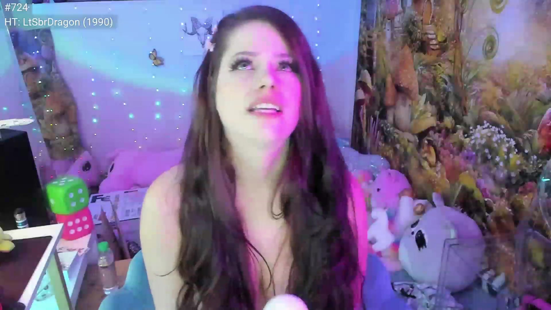 Gallery image thumbnail from April's myfreecams stream on, 04/09/2023, 06:24 image 13 of 20