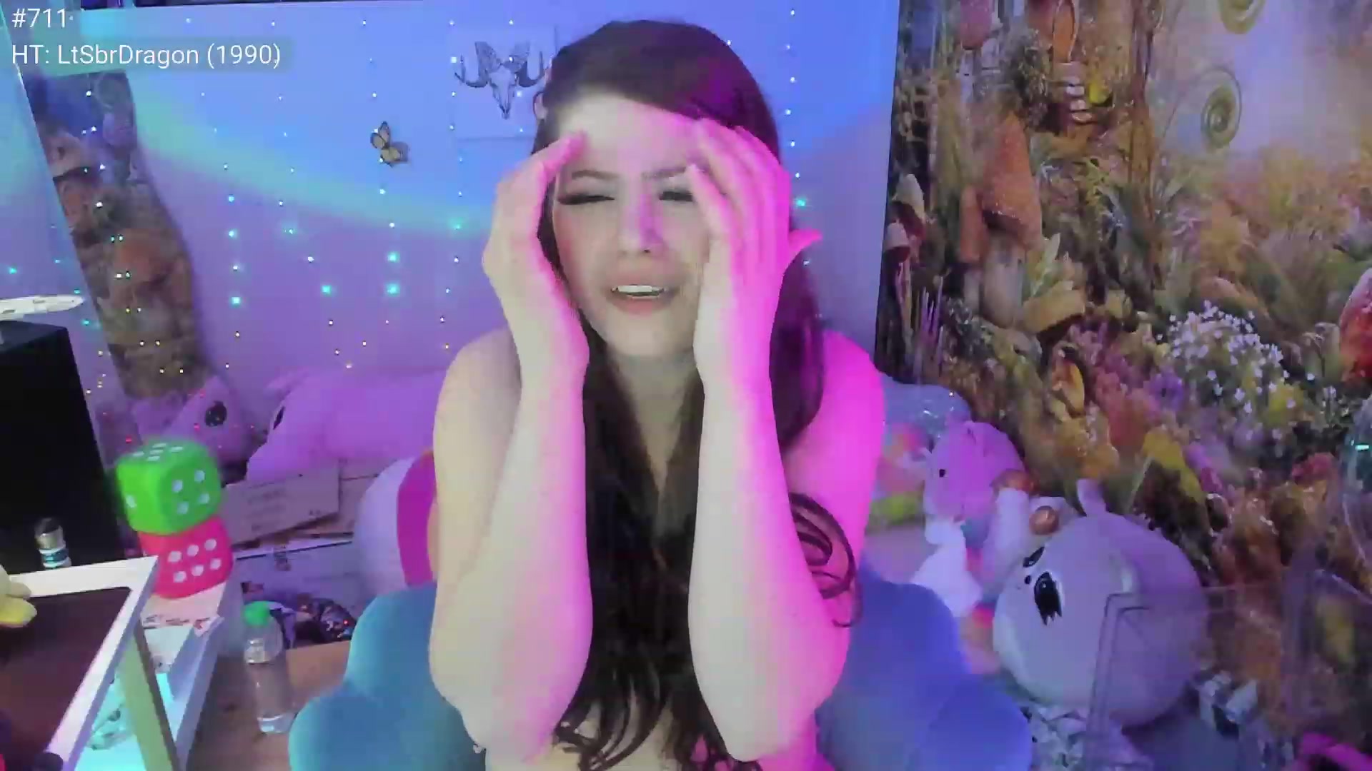 Gallery image thumbnail from April's myfreecams stream on, 04/09/2023, 06:24 image 15 of 20