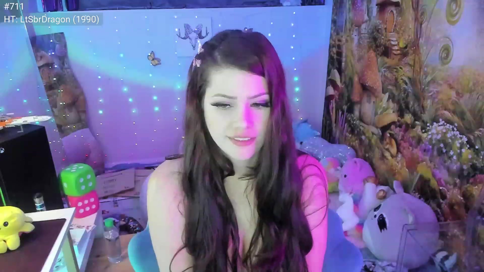 Gallery image thumbnail from April's myfreecams stream on, 04/09/2023, 06:24 image 16 of 20