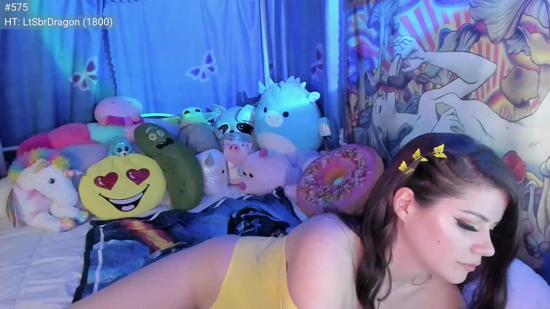 Gallery image thumbnail from April's myfreecams stream on, 04/26/2023, 07:37 image 5 of 20