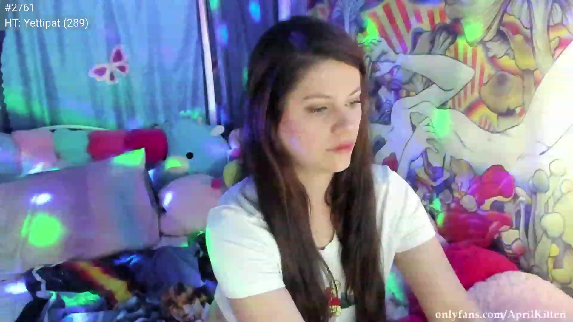 Gallery image thumbnail from April's myfreecams stream on, 05/11/2023, 05:58 image 6 of 20