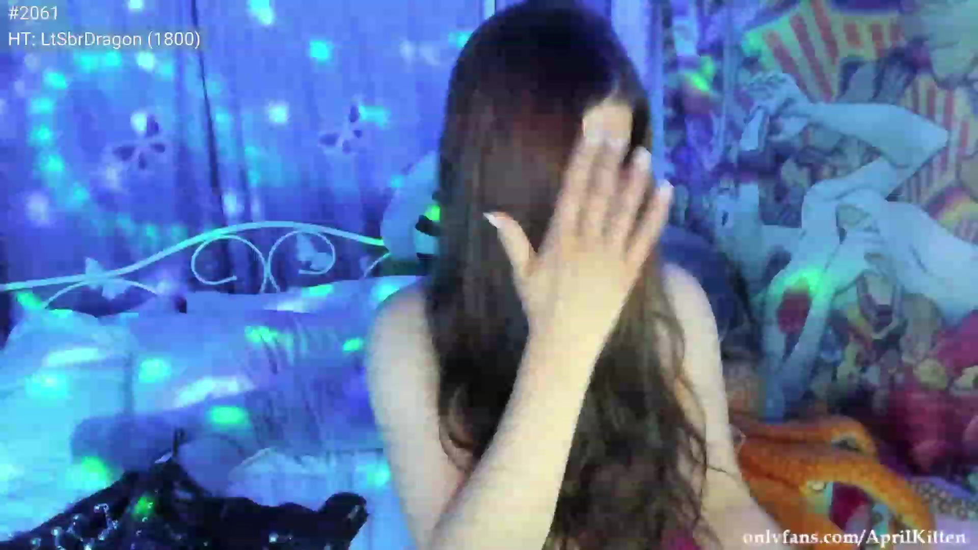 Gallery image thumbnail from April's myfreecams stream on, 06/15/2023, 07:08 image 13 of 20