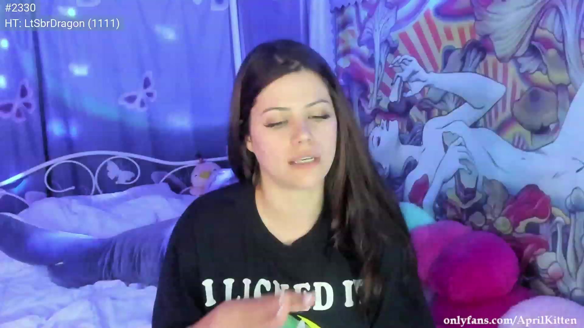 Gallery image thumbnail from April's myfreecams stream on, 06/27/2023, 07:43 image 14 of 20