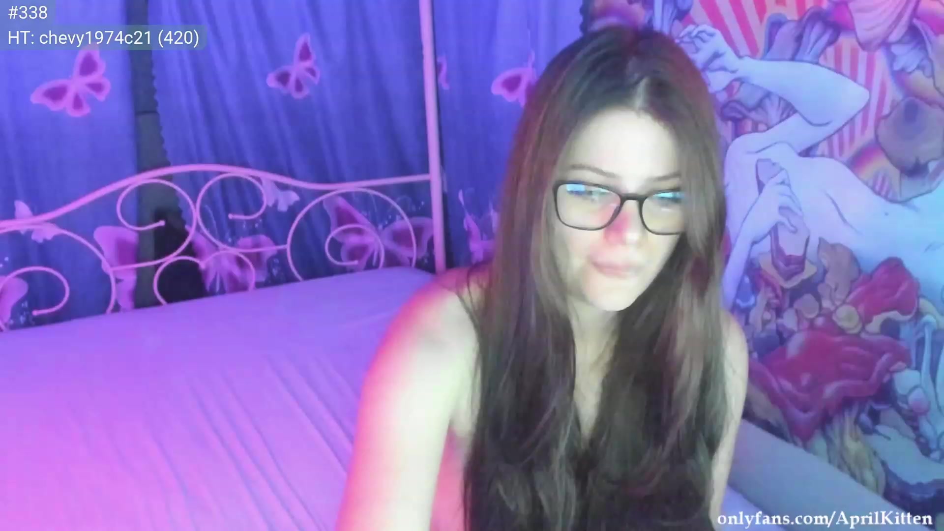 Gallery image thumbnail from April's myfreecams stream on, 07/05/2023, 07:18 image 16 of 20