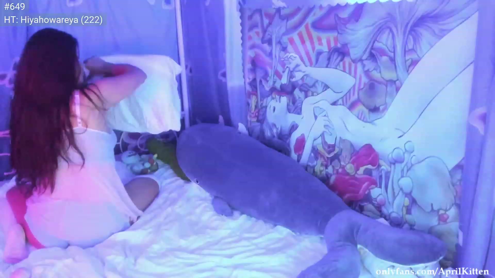 Gallery image thumbnail from April's myfreecams stream on, 07/08/2023, 04:13 image 3 of 20