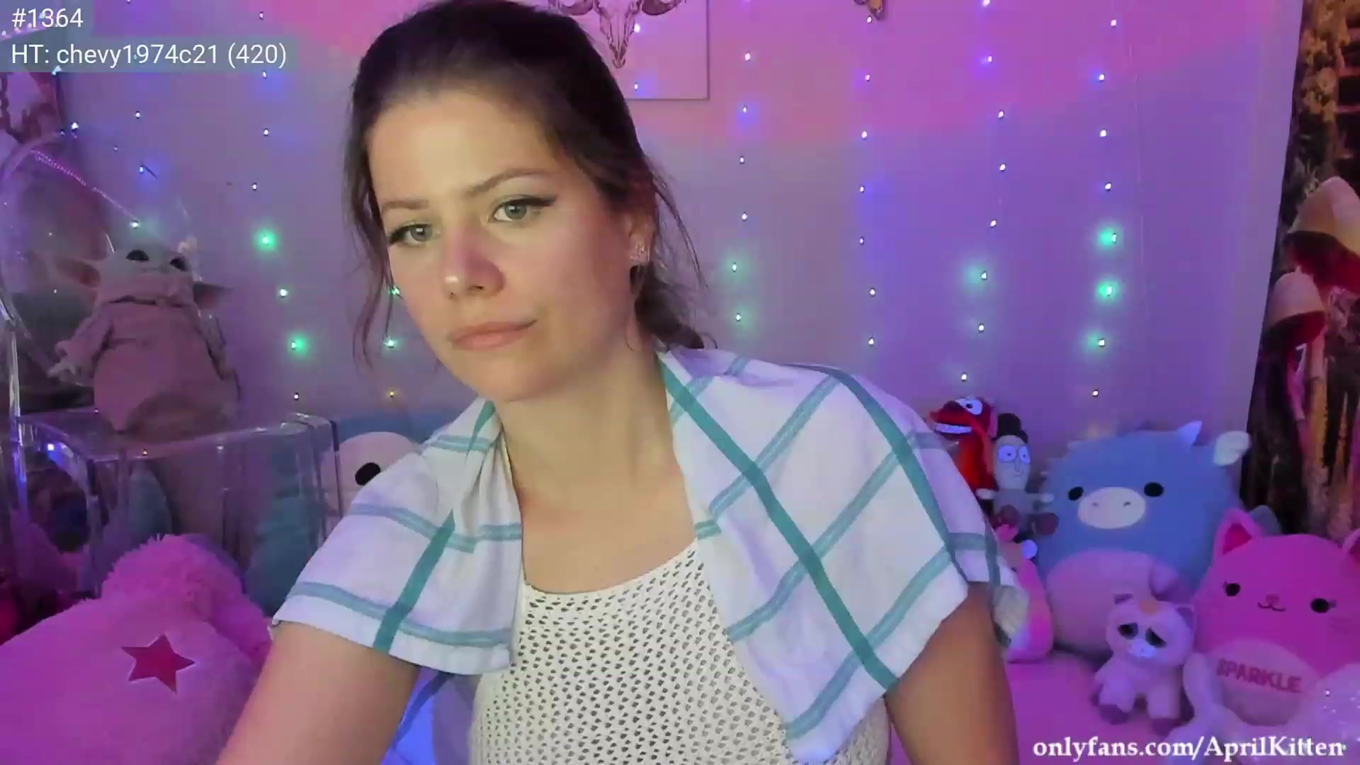Gallery image thumbnail from April's myfreecams stream on, 07/21/2023, 04:31 image 18 of 20