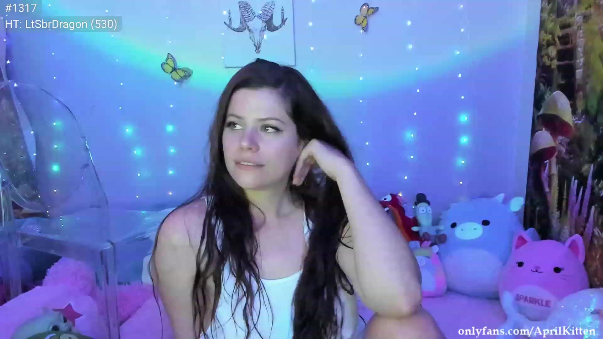 Gallery image thumbnail from April's myfreecams stream on, 07/21/2023, 06:36 image 20 of 20