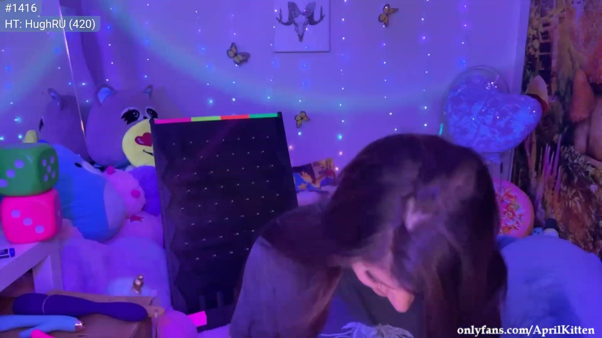 Gallery image thumbnail from April's myfreecams stream on, 07/26/2023, 04:16 image 19 of 20