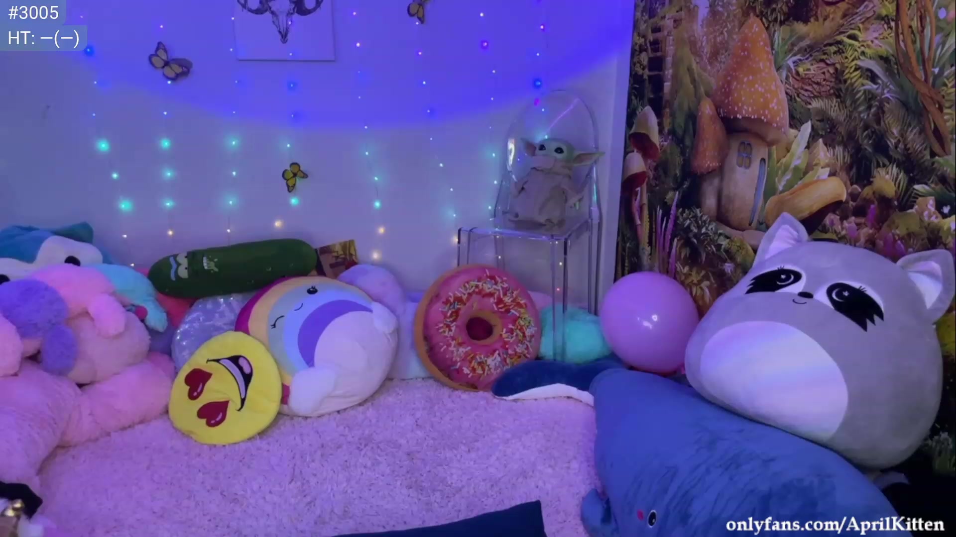 Gallery image thumbnail from April's myfreecams stream on, 08/06/2023, 04:45 image 3 of 20
