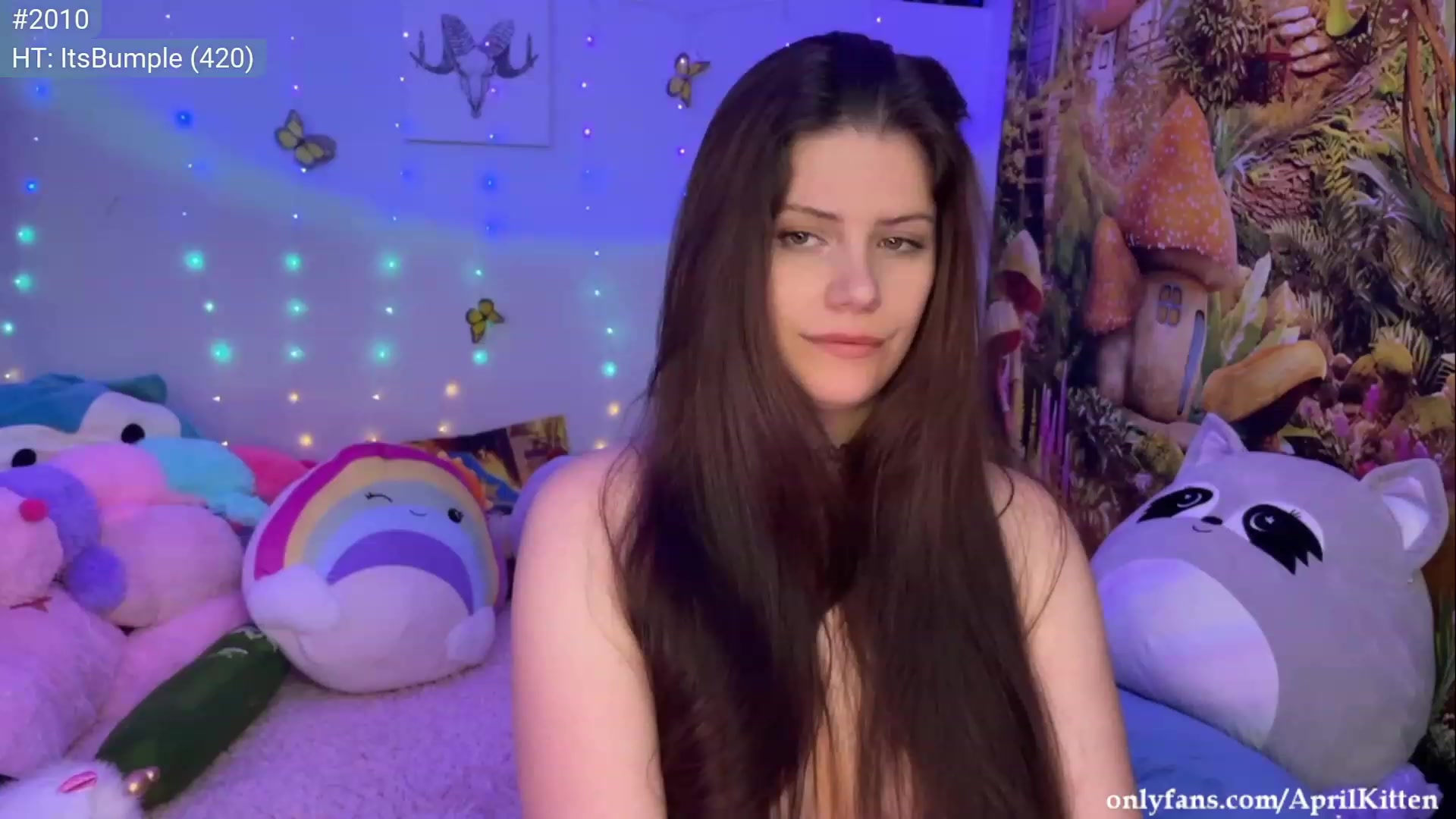 Gallery image thumbnail from April's myfreecams stream on, 08/06/2023, 06:20 image 11 of 20