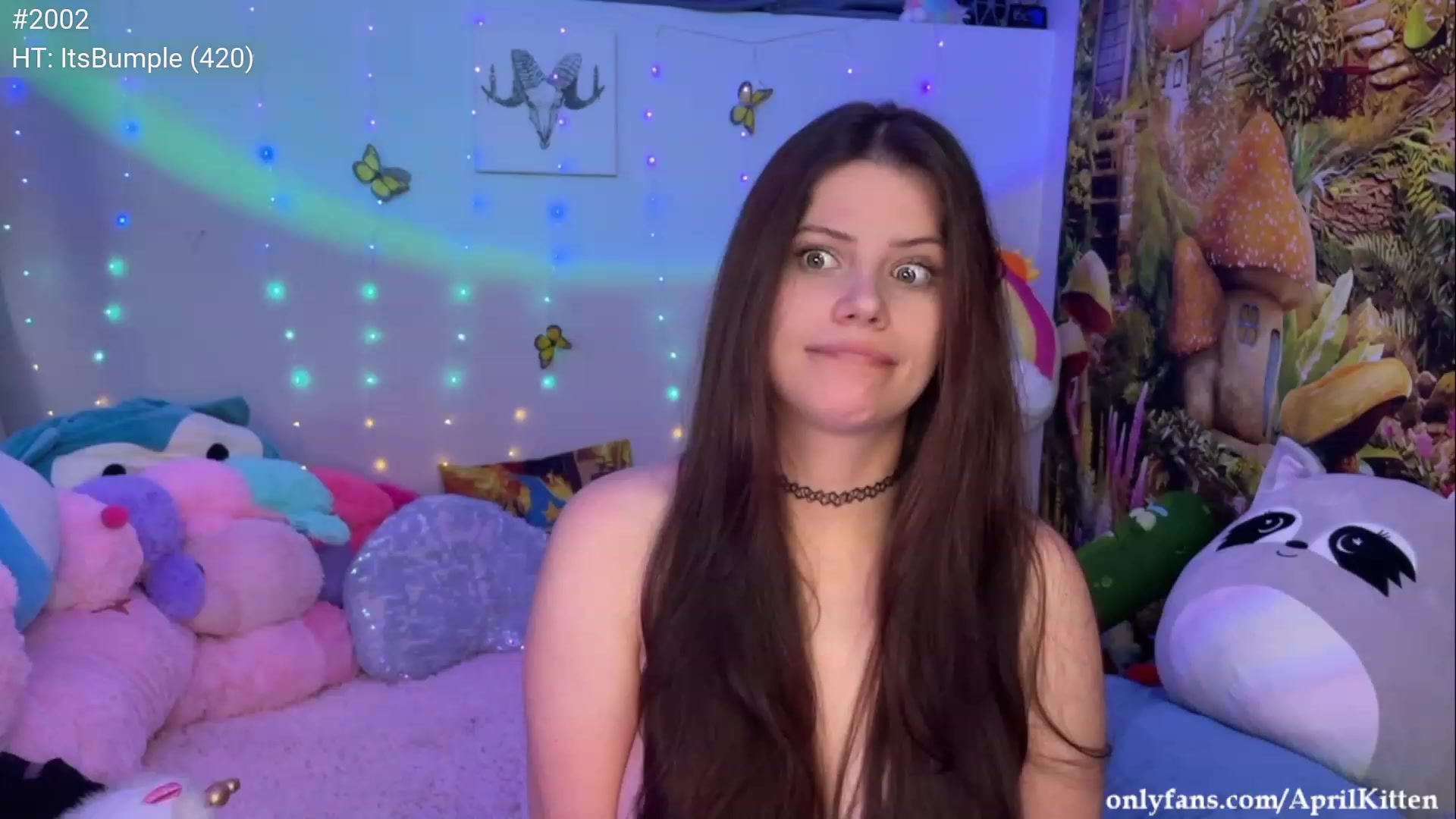 Gallery image thumbnail from April's myfreecams stream on, 08/06/2023, 06:20 image 15 of 20