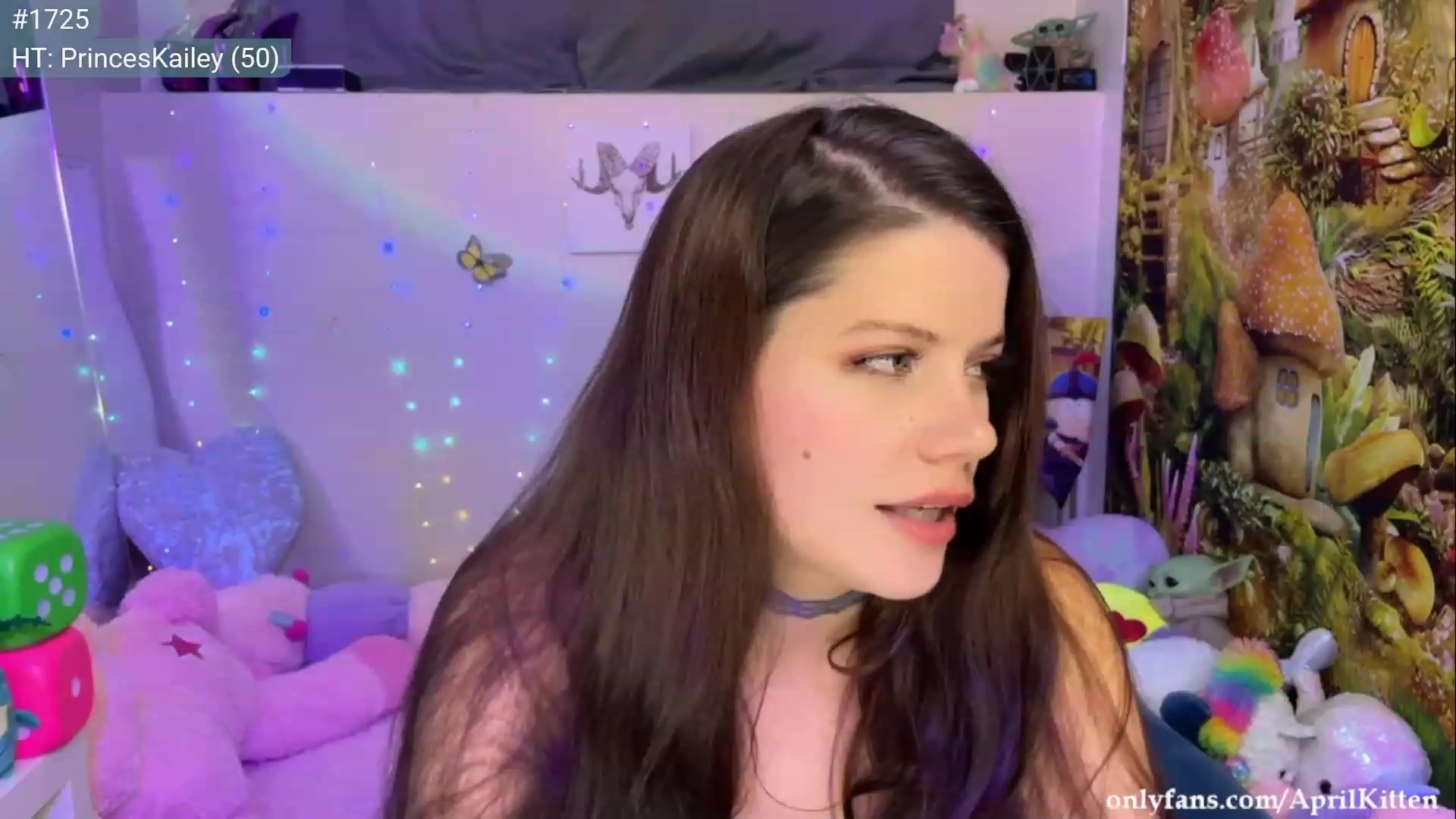 Gallery image thumbnail from April's myfreecams stream on, 08/21/2023, 05:46 image 11 of 20