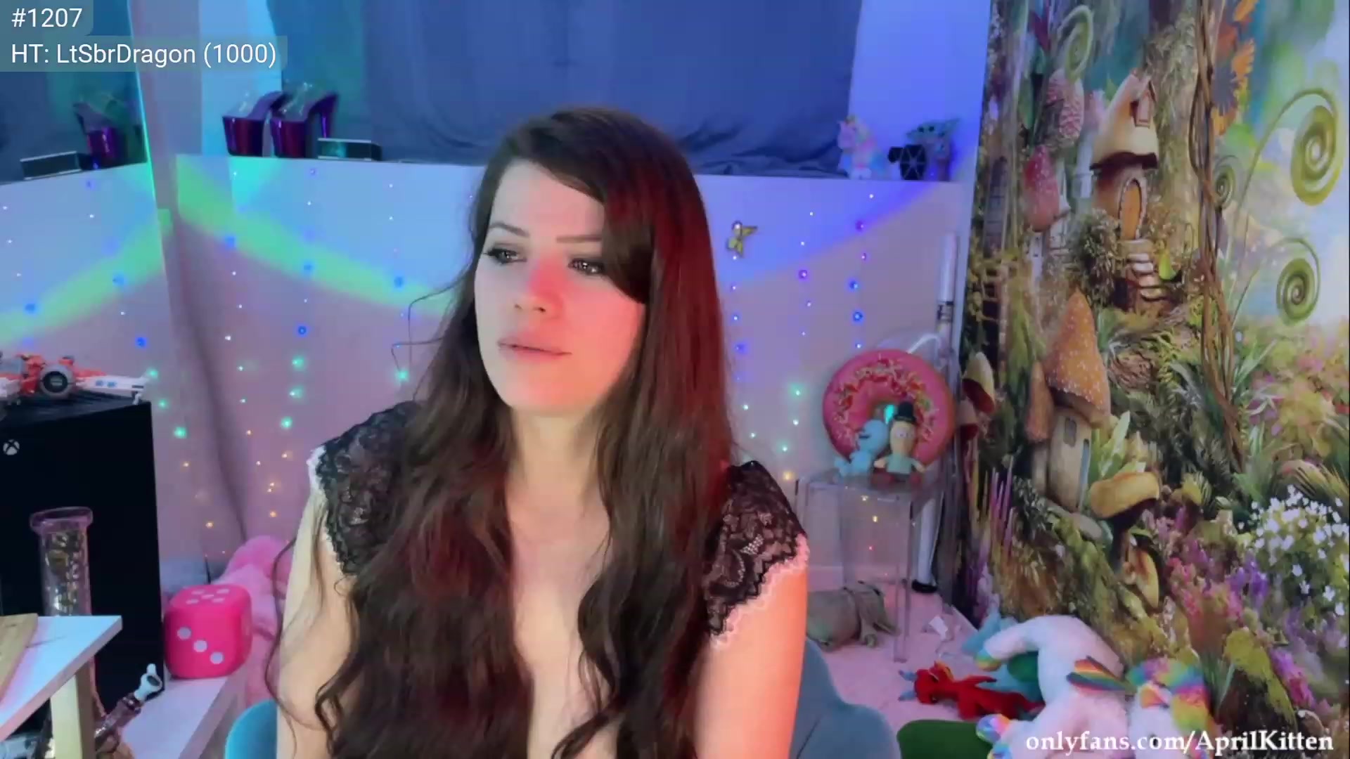 Gallery image thumbnail from April's myfreecams stream on, 09/13/2023, 06:17 image 15 of 20