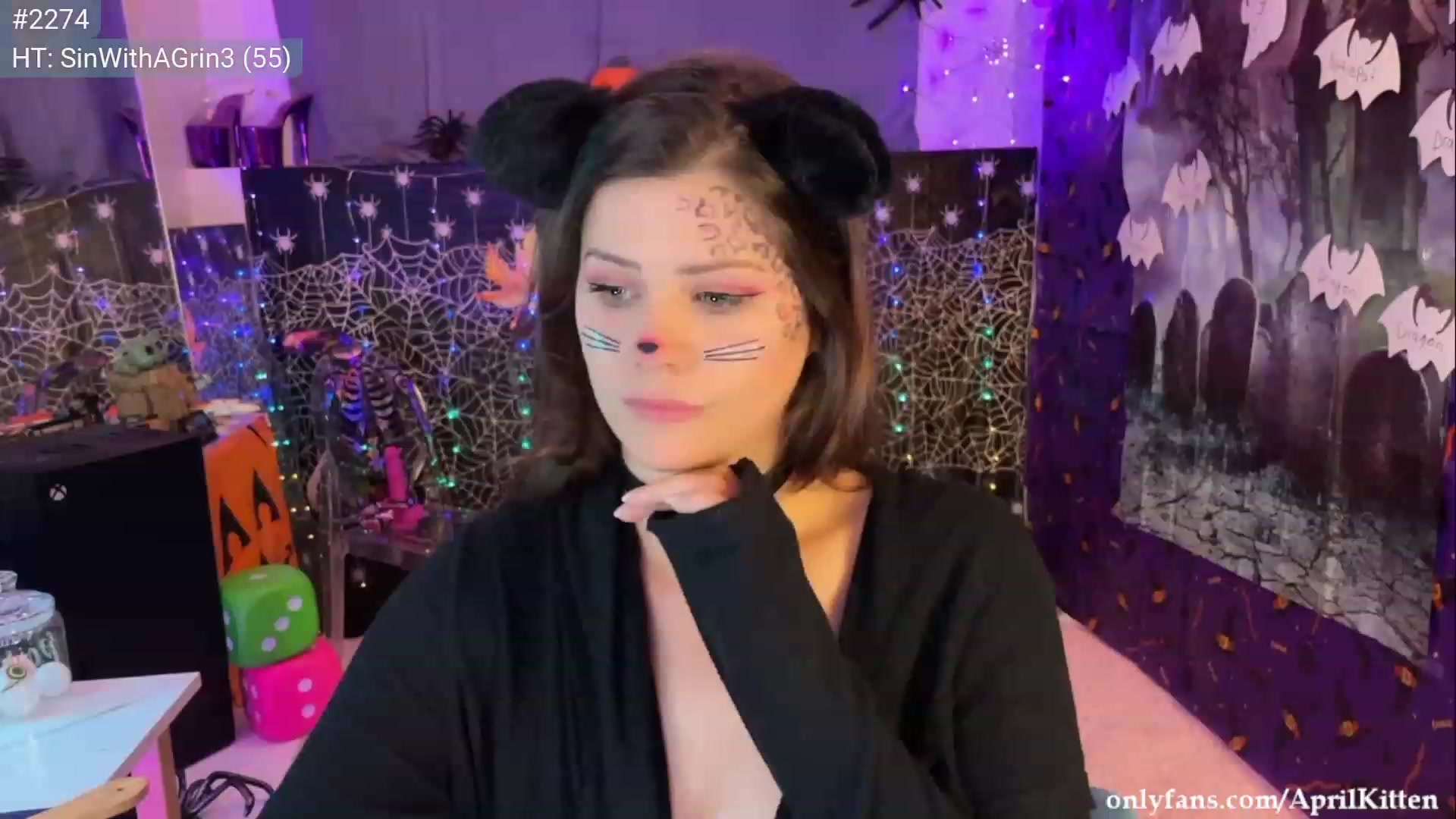 Gallery image thumbnail from April's myfreecams stream on, 10/11/2023, 06:35 image 19 of 20