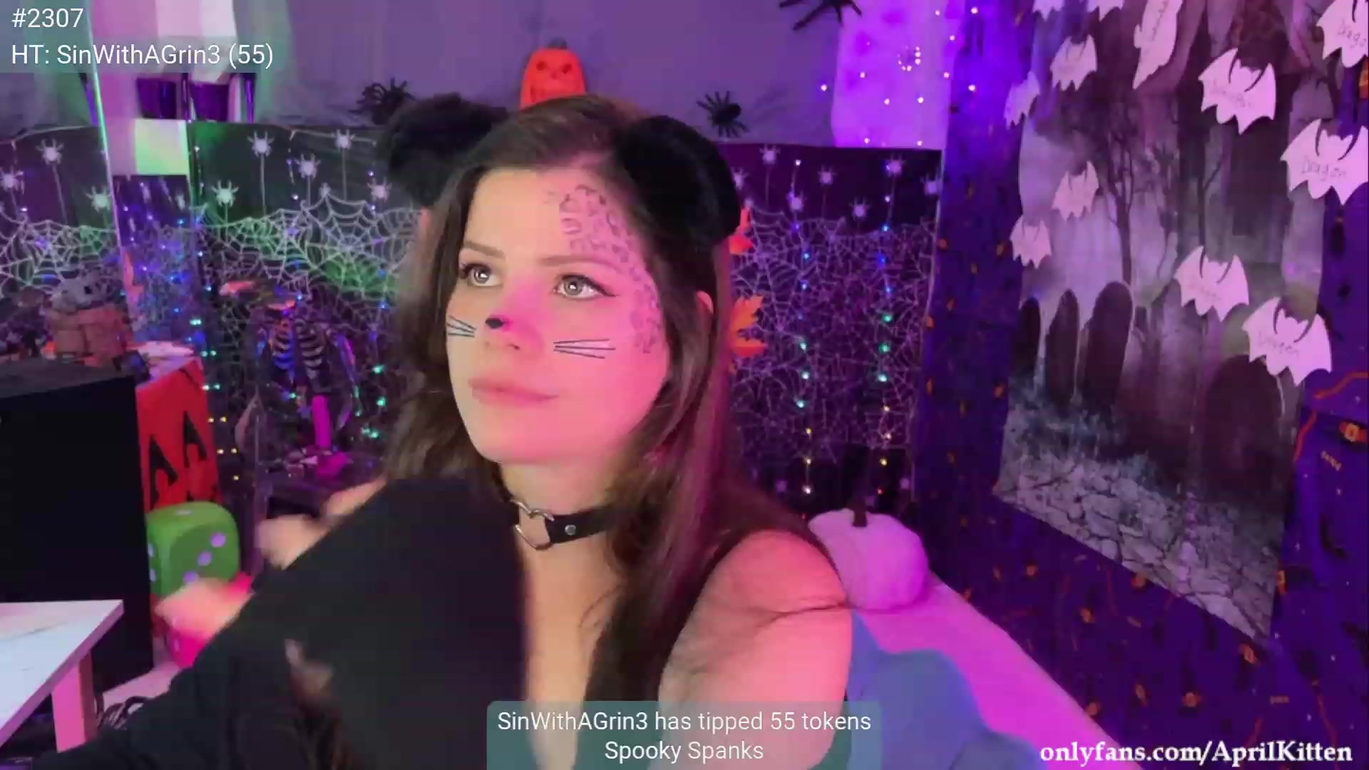 Gallery image thumbnail from April's myfreecams stream on, 10/11/2023, 06:35 image 2 of 20