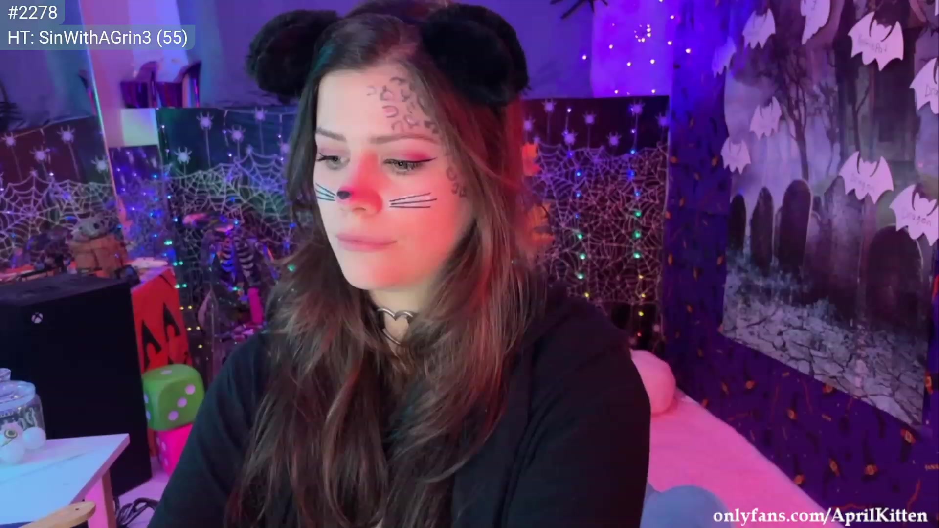 Gallery image thumbnail from April's myfreecams stream on, 10/11/2023, 06:35 image 9 of 20