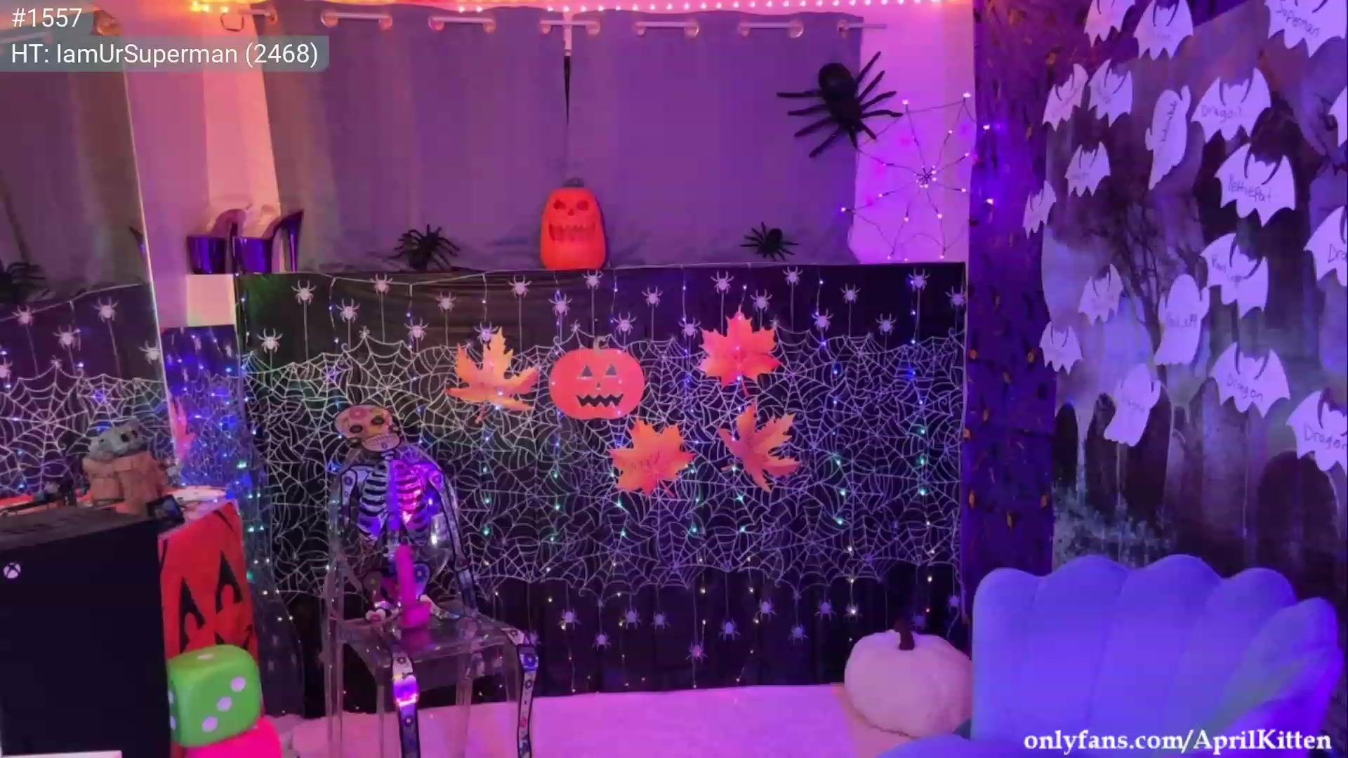 Gallery image thumbnail from April's myfreecams stream on, 10/14/2023, 06:42 image 18 of 20