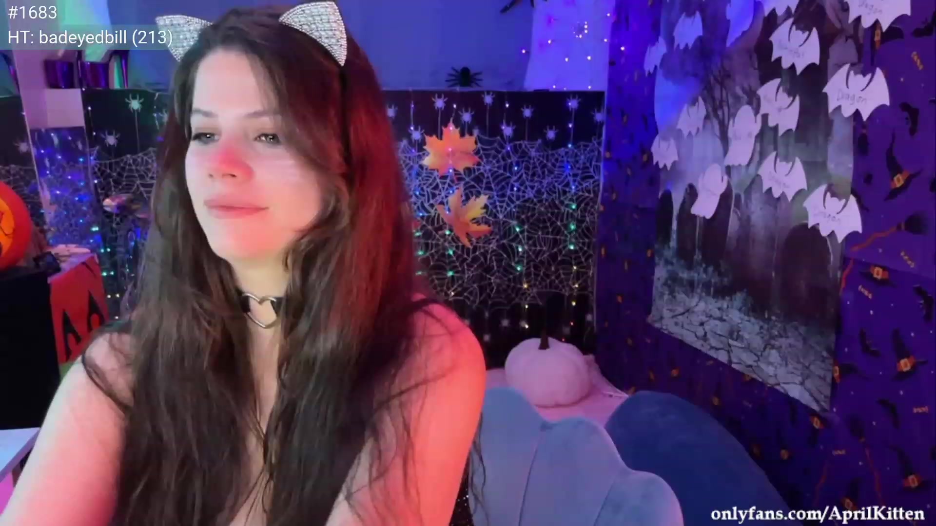 Gallery image thumbnail from April's myfreecams stream on, 10/16/2023, 06:54 image 9 of 20