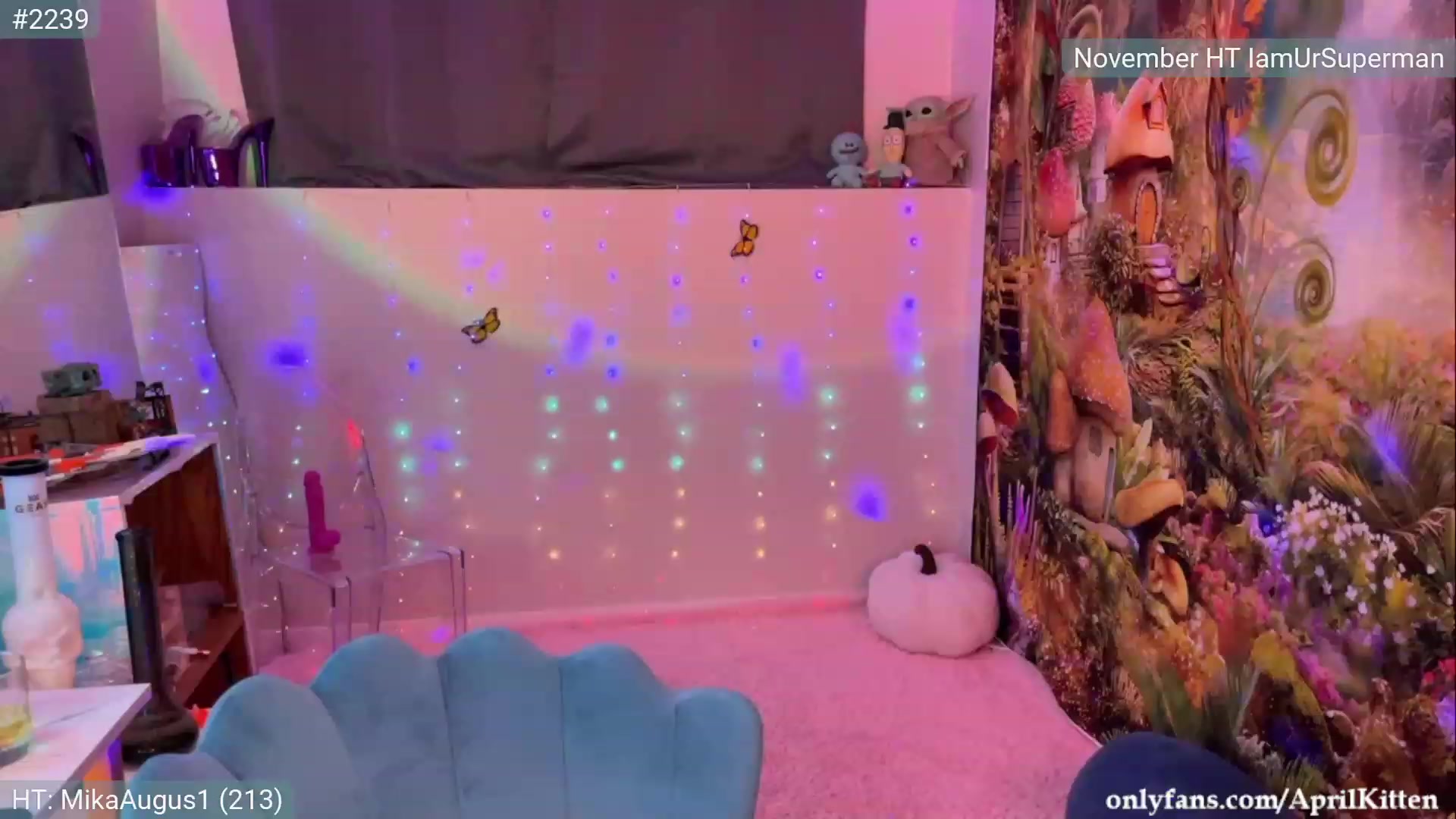 Gallery image thumbnail from April's myfreecams stream on, 11/04/2023, 06:04 image 12 of 20
