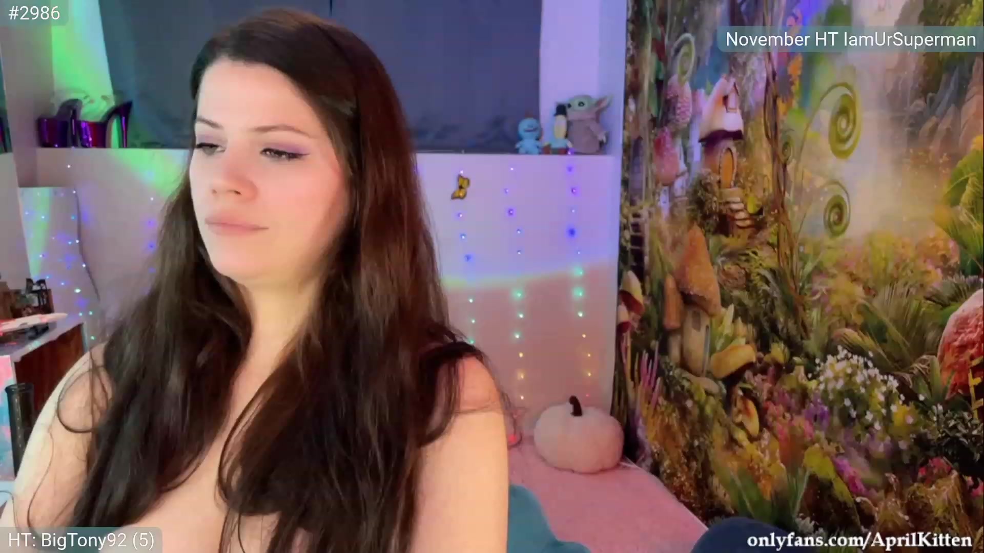 Gallery image thumbnail from April's myfreecams stream on, 11/09/2023, 04:16 image 7 of 20