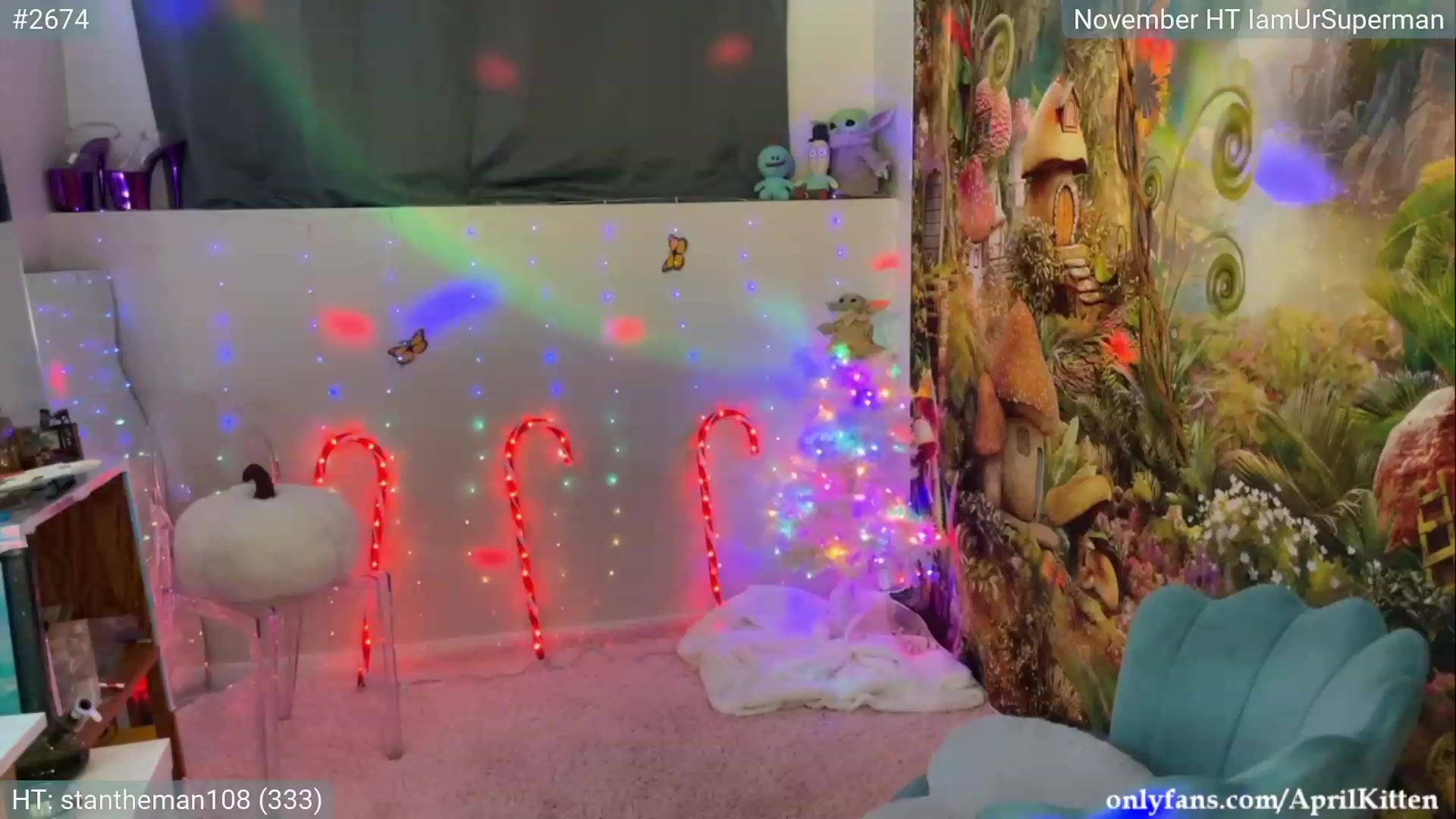 Gallery image thumbnail from April's myfreecams stream on, 11/19/2023, 06:21 image 2 of 20